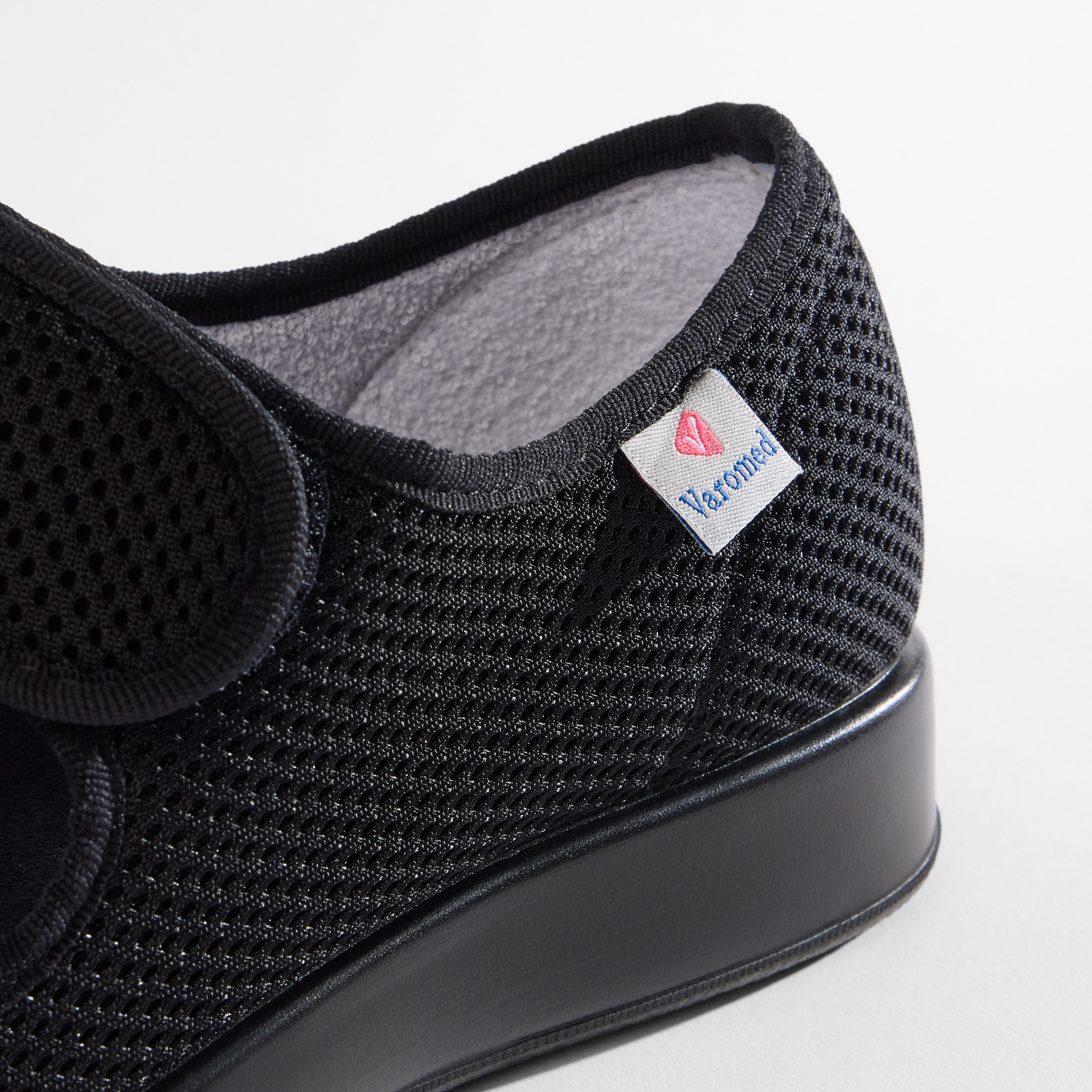 VAROMED VAROMED Göteborg XXL Gesundheitsschuhe Damen & Herren Hausschuh