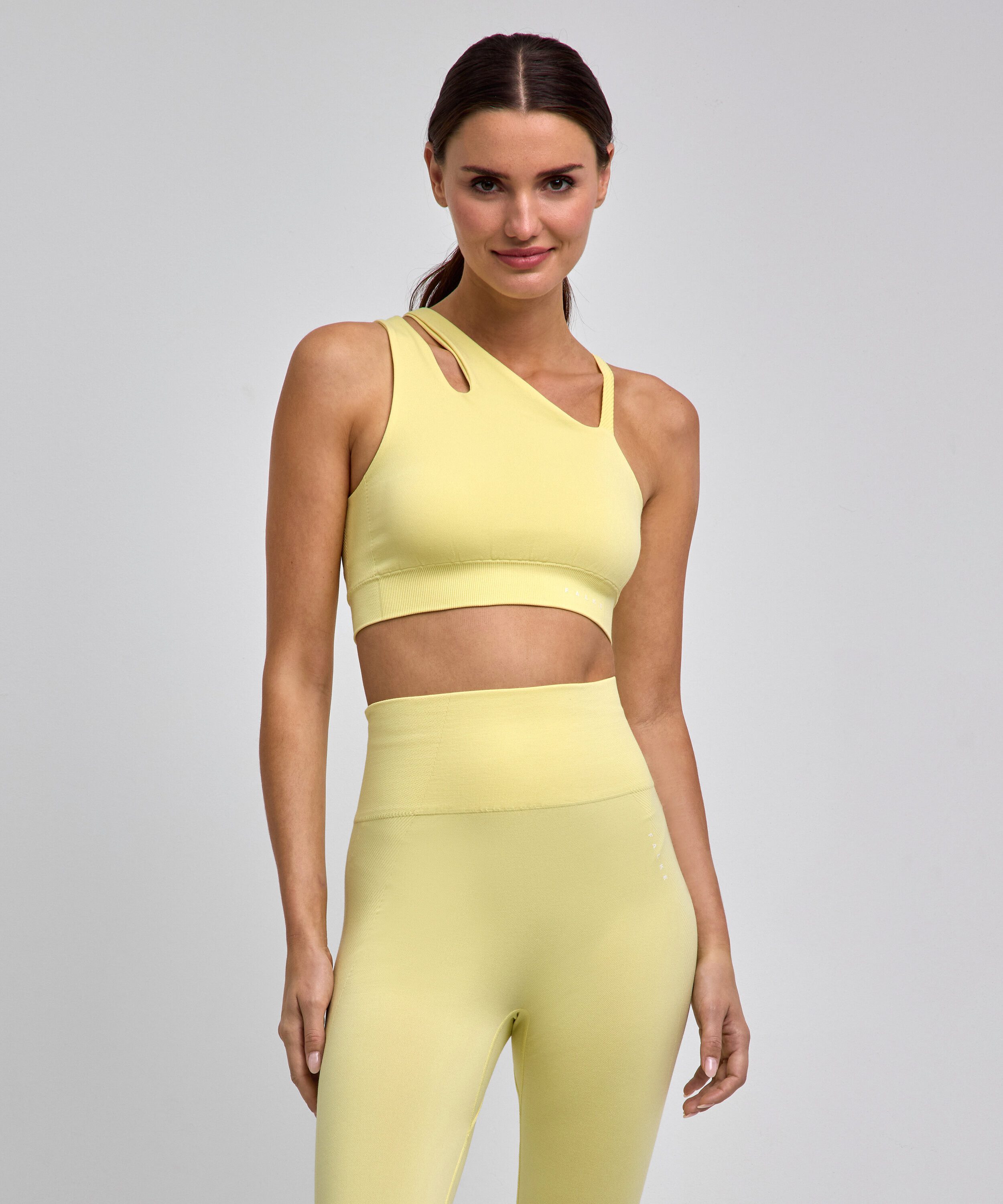 FALKE Yogashirt Top Tank Top aus atmungsaktivem Material (1-tlg., 1) aus atmungsaktivem Material