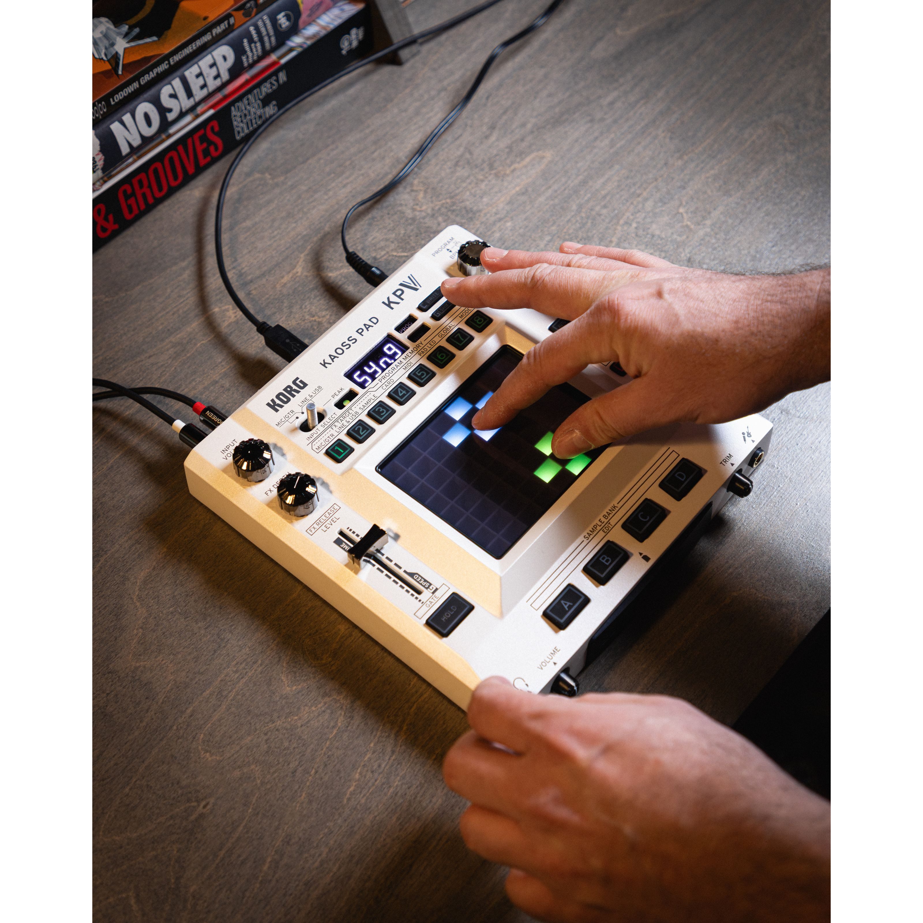 Korg DJ Controller, Kaoss Pad V - DJ Mixing Tool