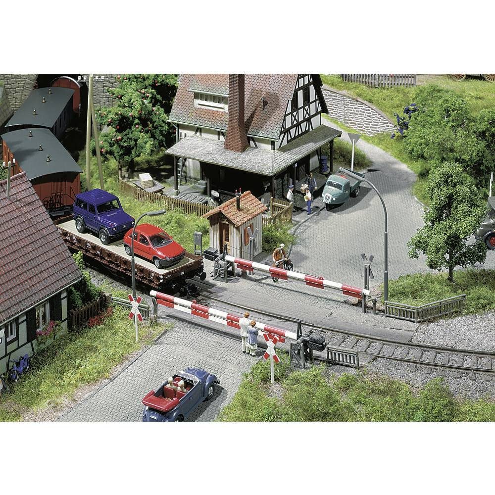 Modelleisenbahn-Set H0 Beschrankter Bahnübergang