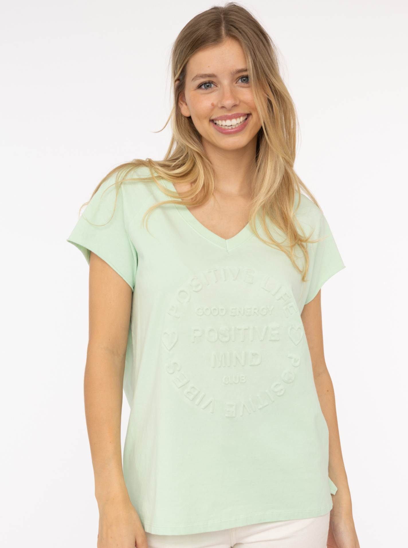 Zwillingsherz Kurzarmshirt Oversizedshirt Stempeldruck "Positive Mind" mit V-Neck Ausschnitt und Stempeldruck, leicht oversized geschnitten