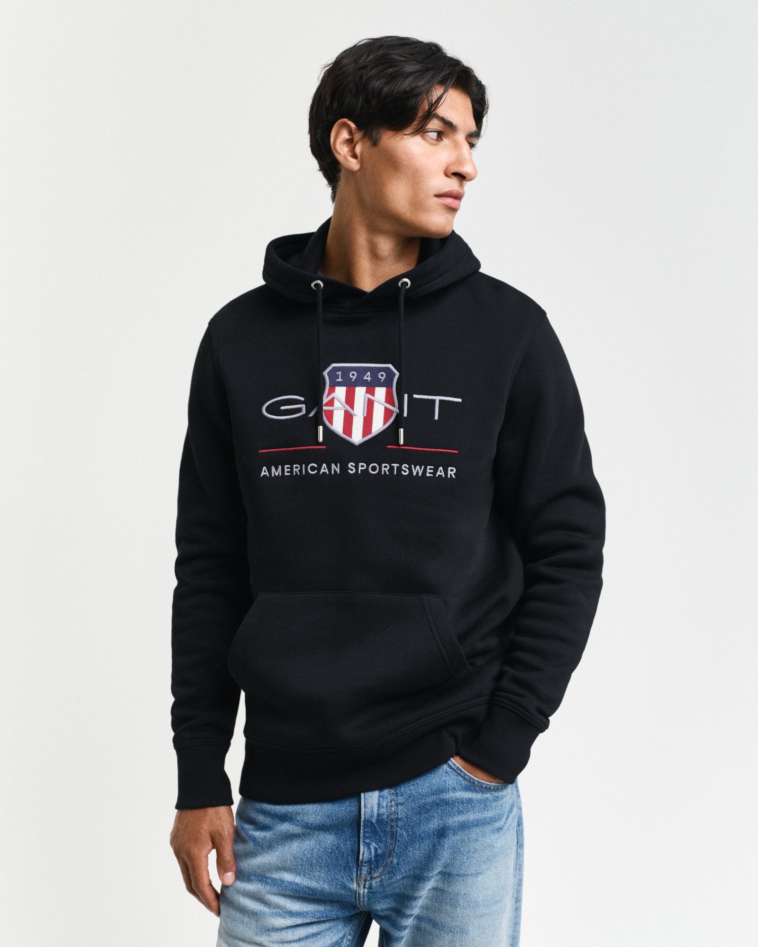 Gant Hoodie REG ARCHIVE SHIELD HOODIE mit modischer Logostickerei auf der Brust