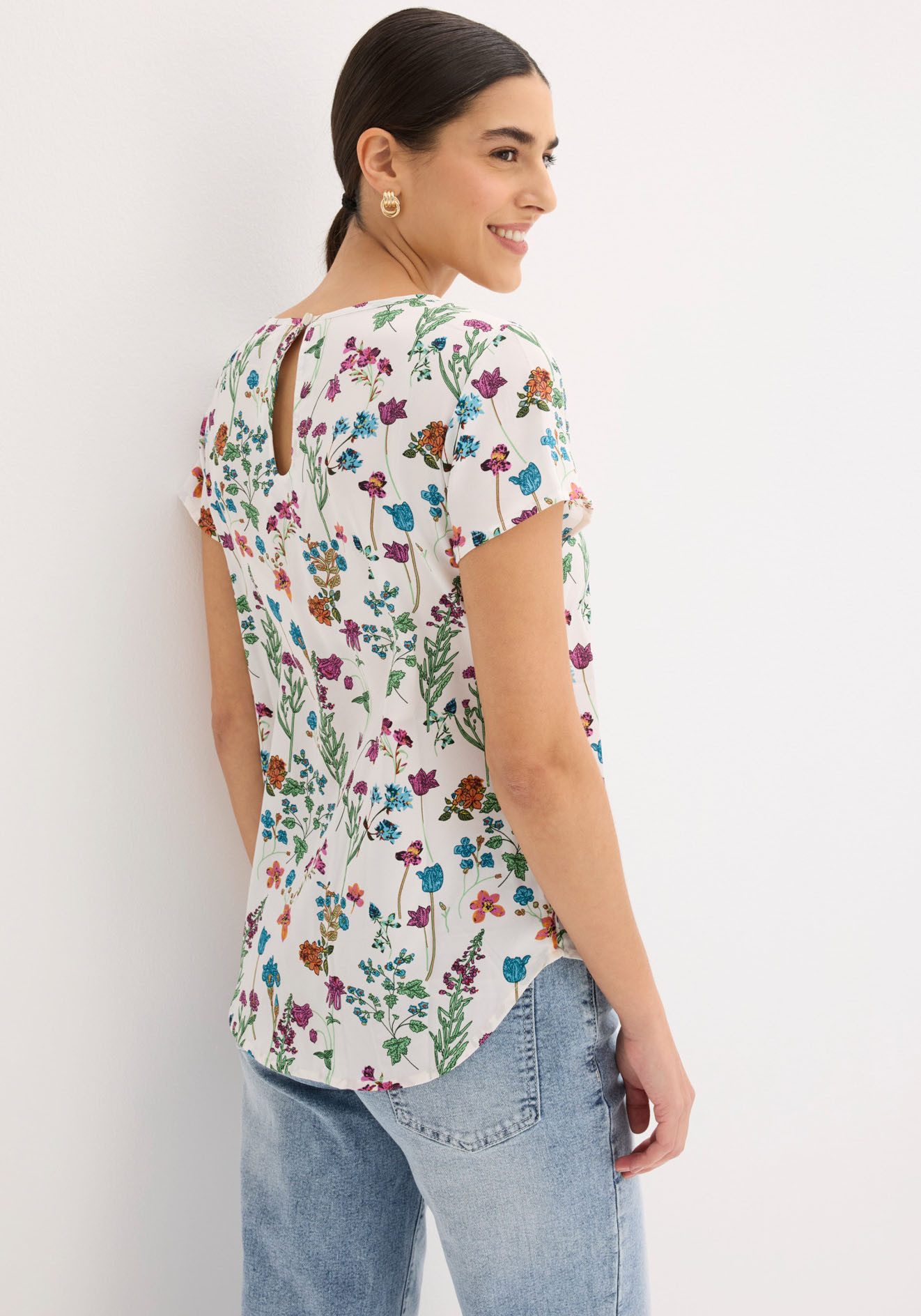 bonprix Shirtbluse figurumspielende Passform, abgerundeter, hinten etwas längerer Saum