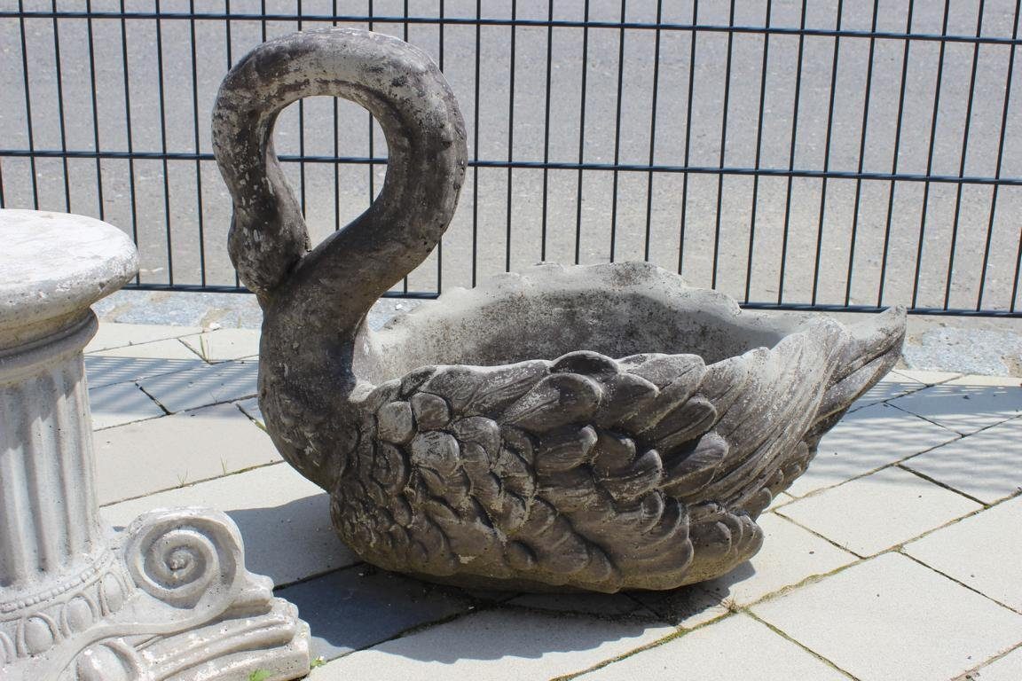 JVmoebel Gartenfigur, Schwan Statue Garten Figuren Statuen Lebensgroß