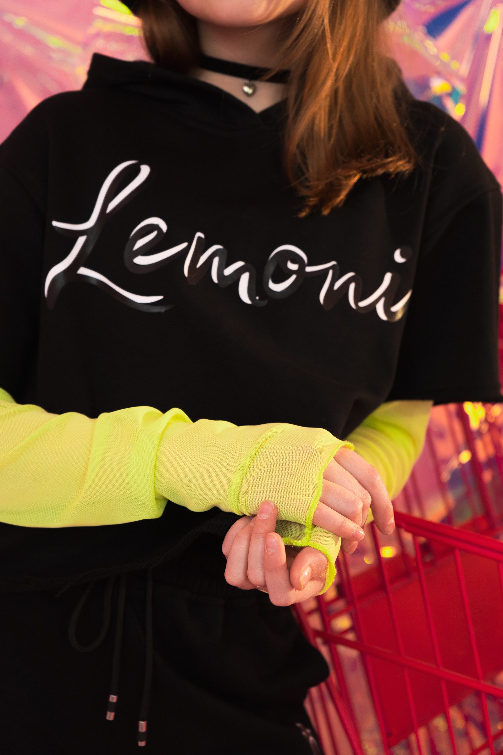 LEMONI Kapuzensweatshirt Kurzarm-Hoodie für Jungen und Mädchen schwarz mit Kapuze