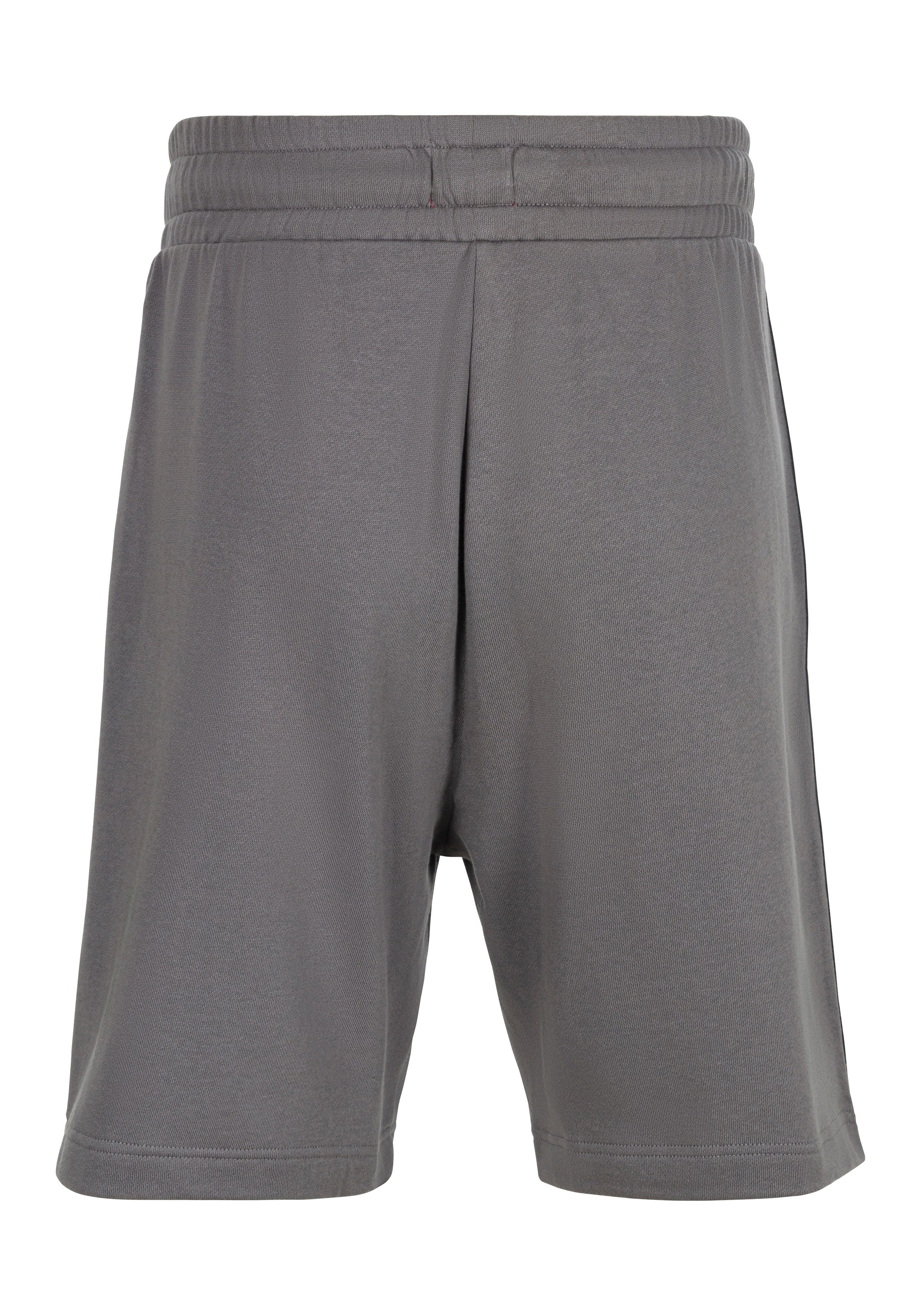 HUGO Sweatshorts mit seitlichen Kontraststreifen günstig online kaufen