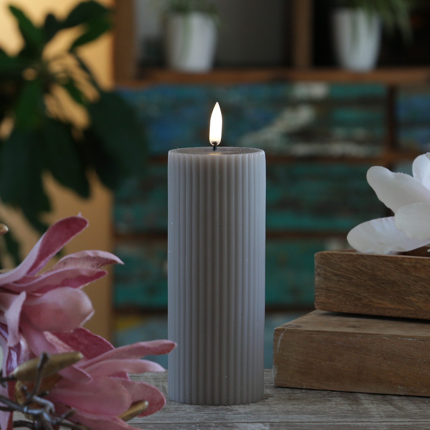 UYUNI Lighting LED-Kerze Thea Uyuni mit Rillen Timer bis 400Std. D: 5,8cm H günstig online kaufen