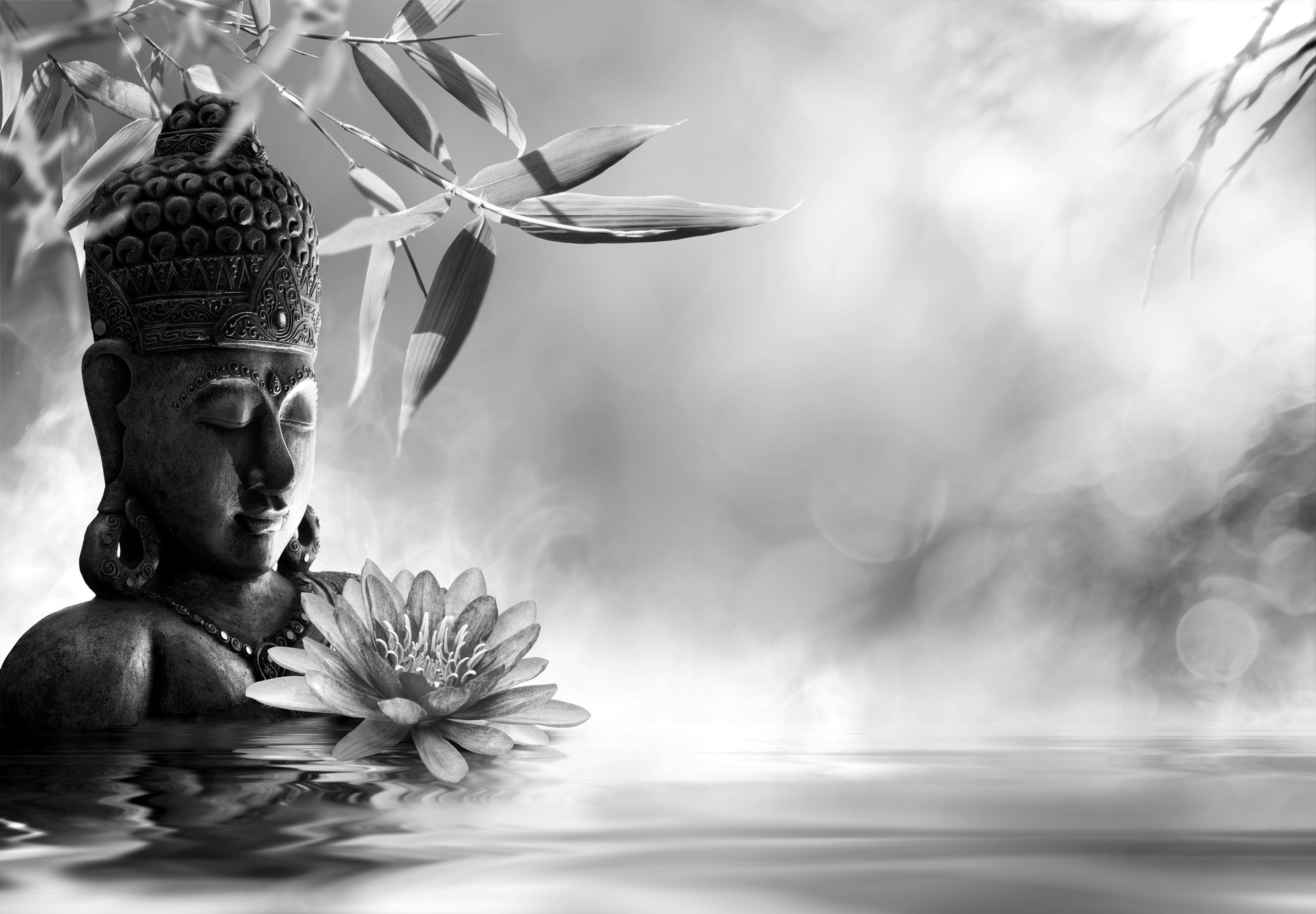 Papermoon Fototapete Buddah Figur mit Blume Schwarz & Weiß