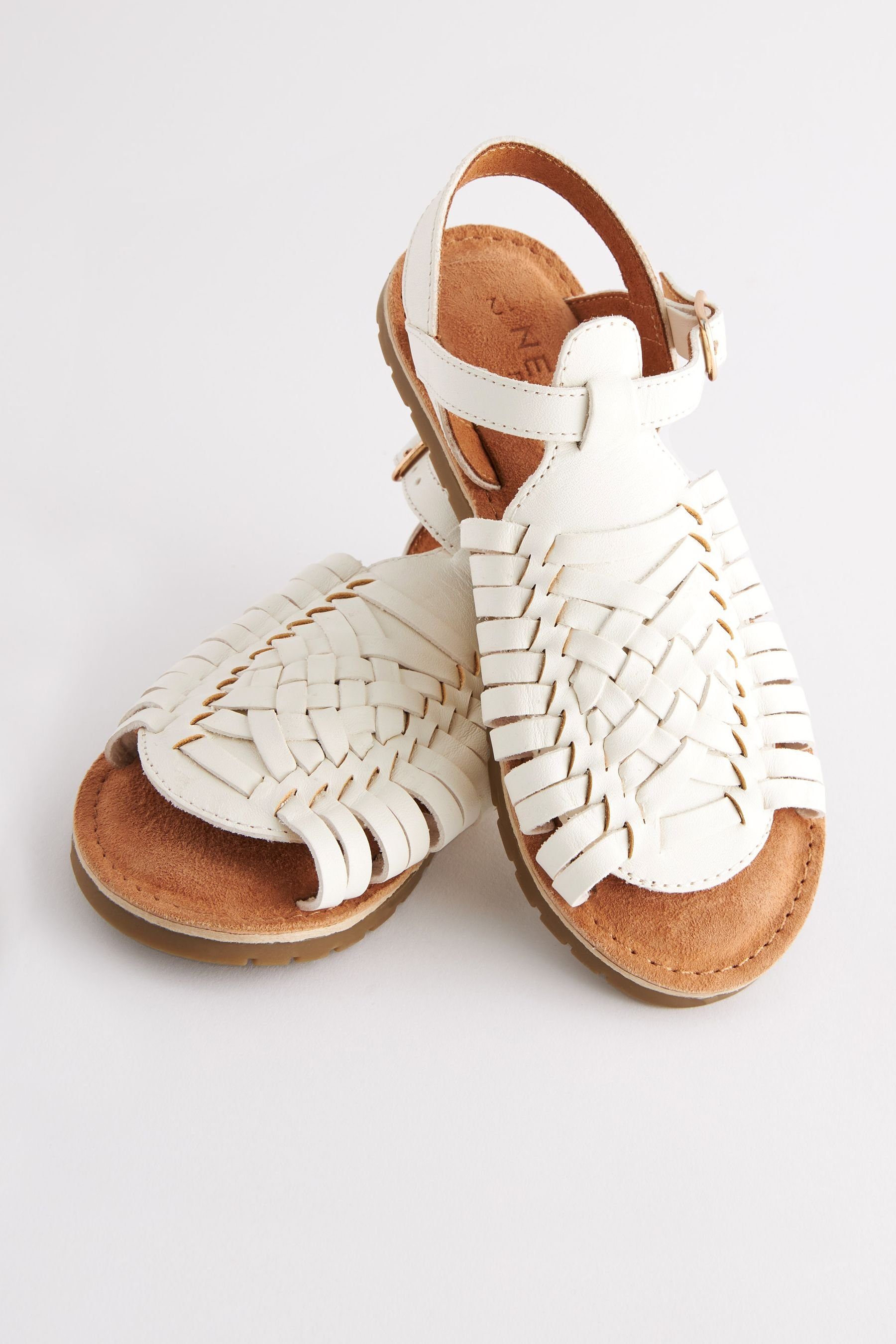 Next (1-tlg) im White Ledersandalen Sandale Webdesign