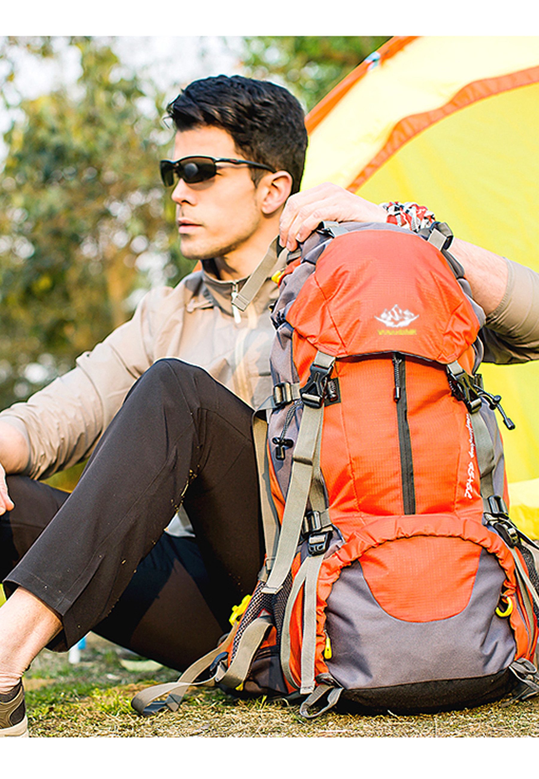 RAIKOU Wanderrucksack 50L Trekkingrucksack Wasserdicht, Reisetasche Ultralight (Regenhülle, Hüftgurt mit praktischen Taschen), Atmungsaktives Tragesystem