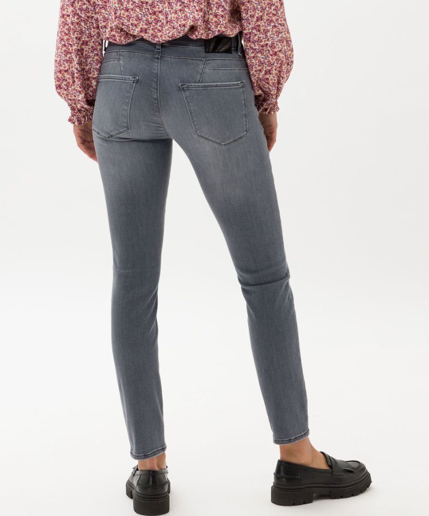 Style ANA hellgrau 5-Pocket-Jeans Brax