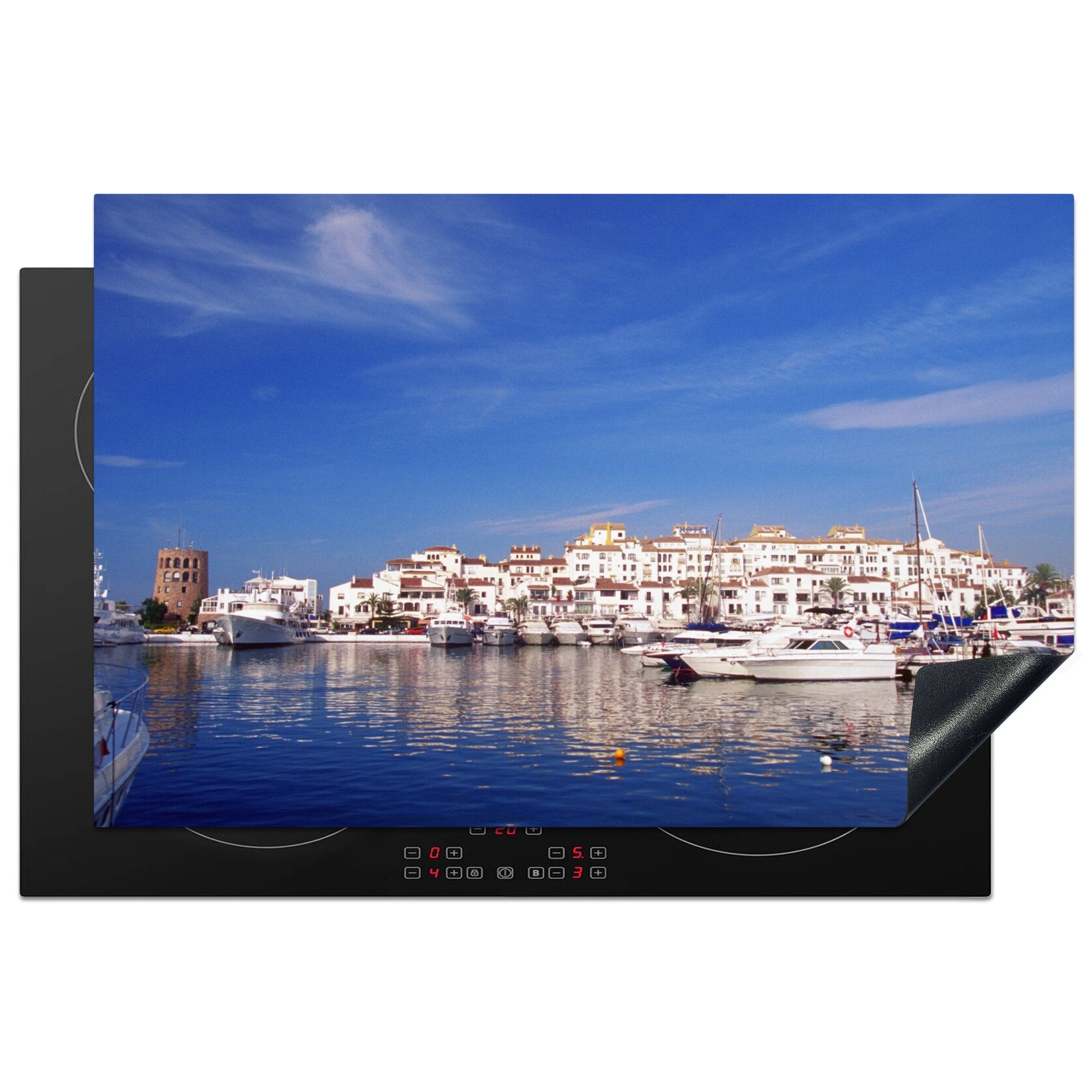 MuchoWow Herdblende-/Abdeckplatte Von Puerto Banús Hafen Marbella Spanien, Vinyl, (1 tlg), 81x52 cm, Induktionskochfeld Schutz für die küche, Ceranfeldabdeckung