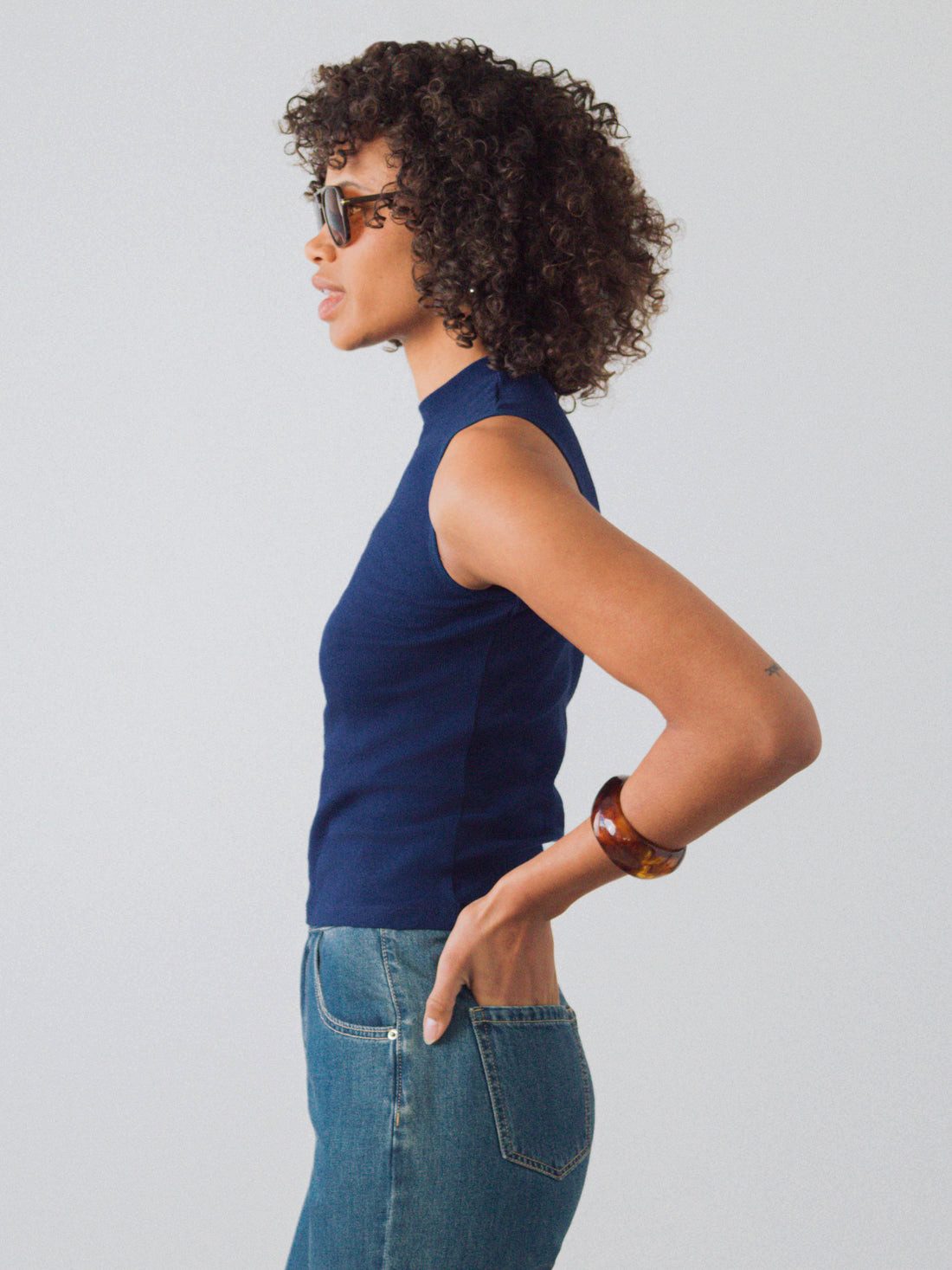 HONEST BASICS Tanktop Mock-Top aus Bio- und recycelter Baumwolle – Bild 4 von 5