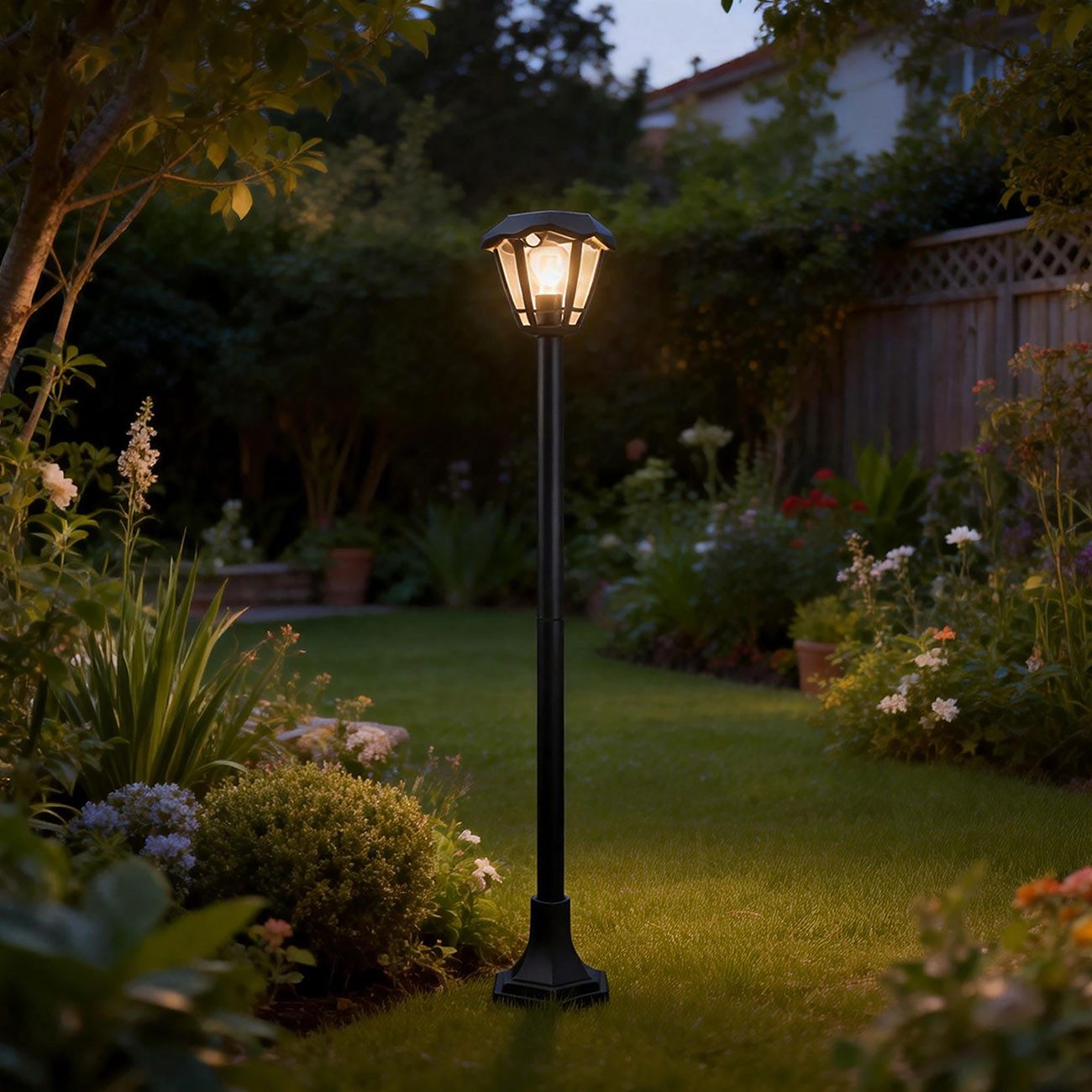 shop'n smile ideoon LED Gartenleuchte Solar LED-Gartenlaterne 111,5cm PIR-Bewegungssensor 90°&6m Außenlampe, E27 Filament-LED, (austauschbar, bis zu 300 Lumen), warmweiß, Ø 16,6 x H 111,5cm/3 Lichtmodi/Li Ion Akku 1800mAh/IP44/kabellos