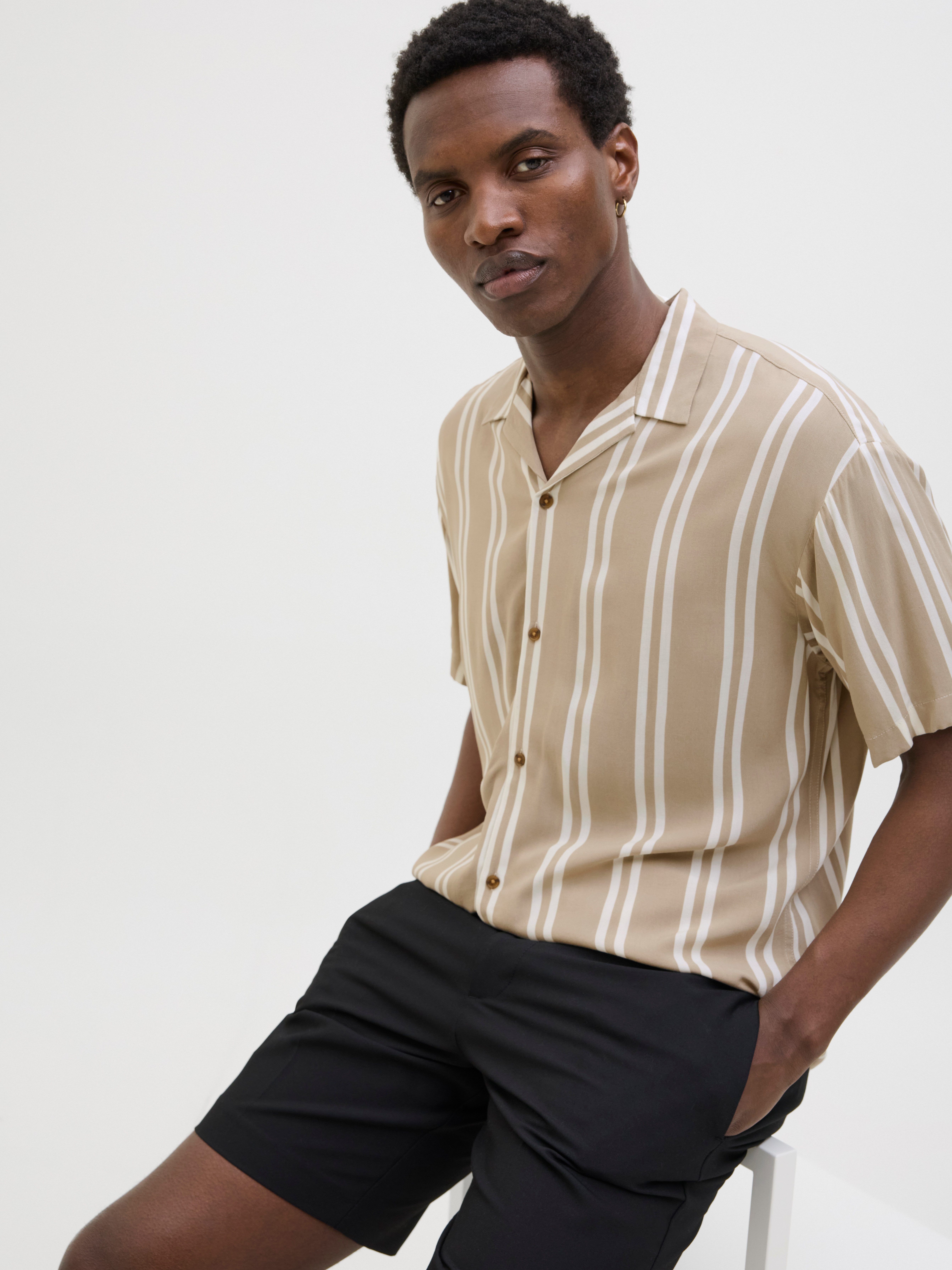 Jack & Jones Kurzarmhemd JJEJEFF STRIPE günstig online kaufen