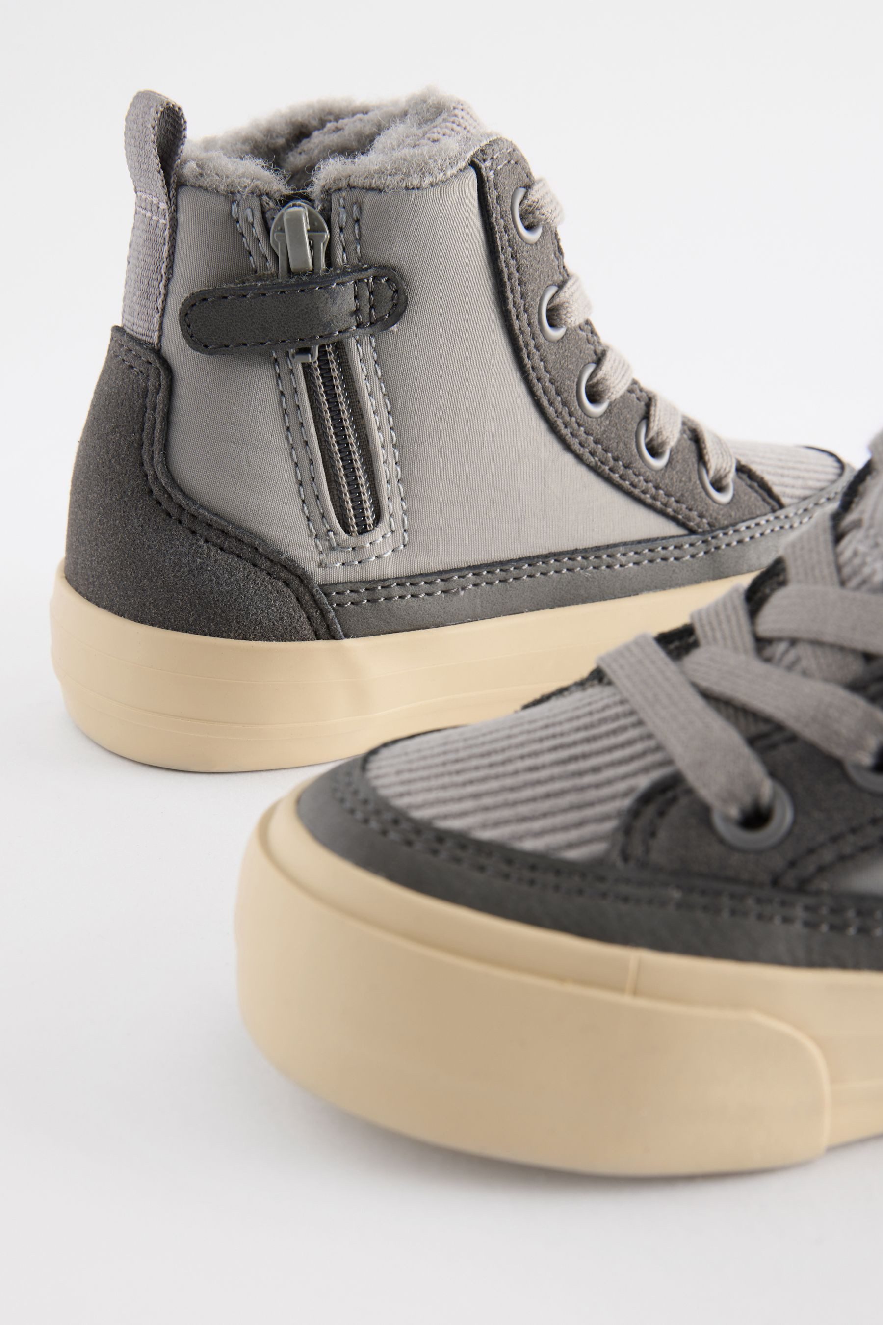 Next Hi-Top-Schnürstiefel mit Reißverschluss Schnürstiefelette (1-tlg)