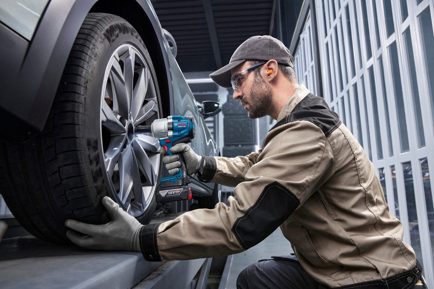 Bosch Professional Schlagschrauber GDS 18V-780 solo, 780 Nm, ohne Akku und Ladegerät