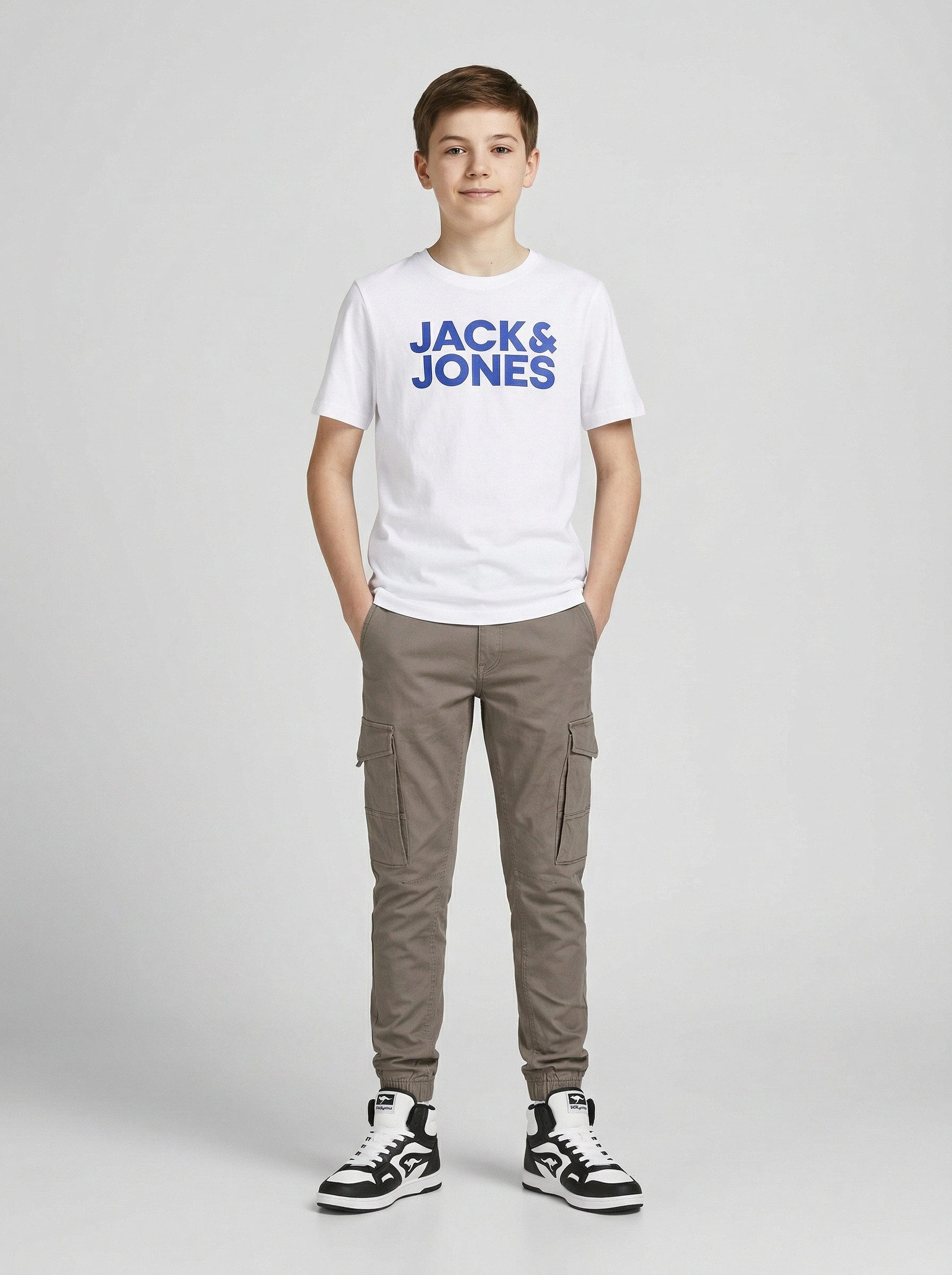 Zum Outfit 9