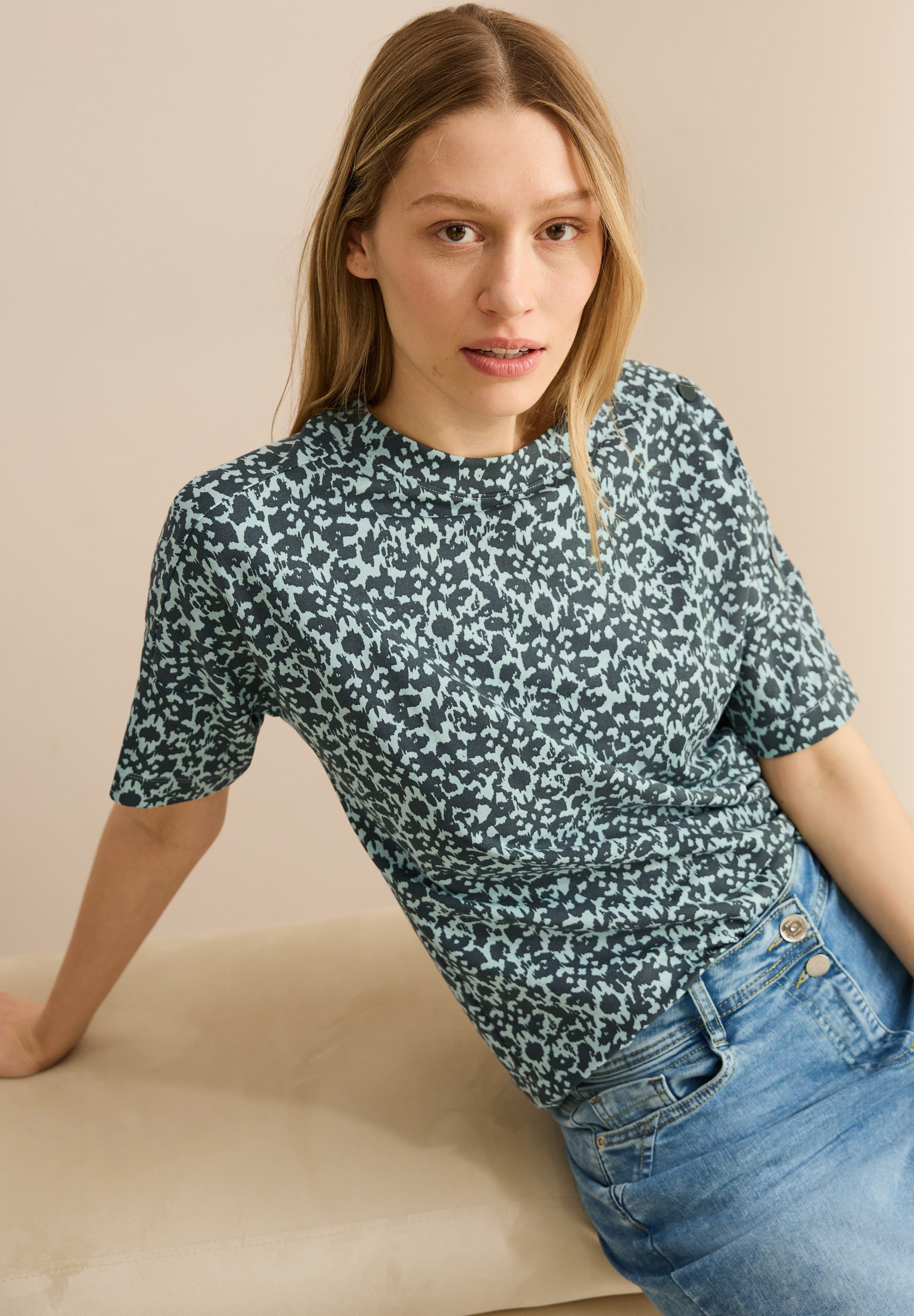 CECIL Print-Shirt mit Minimalprint und Knopfdetail günstig online kaufen