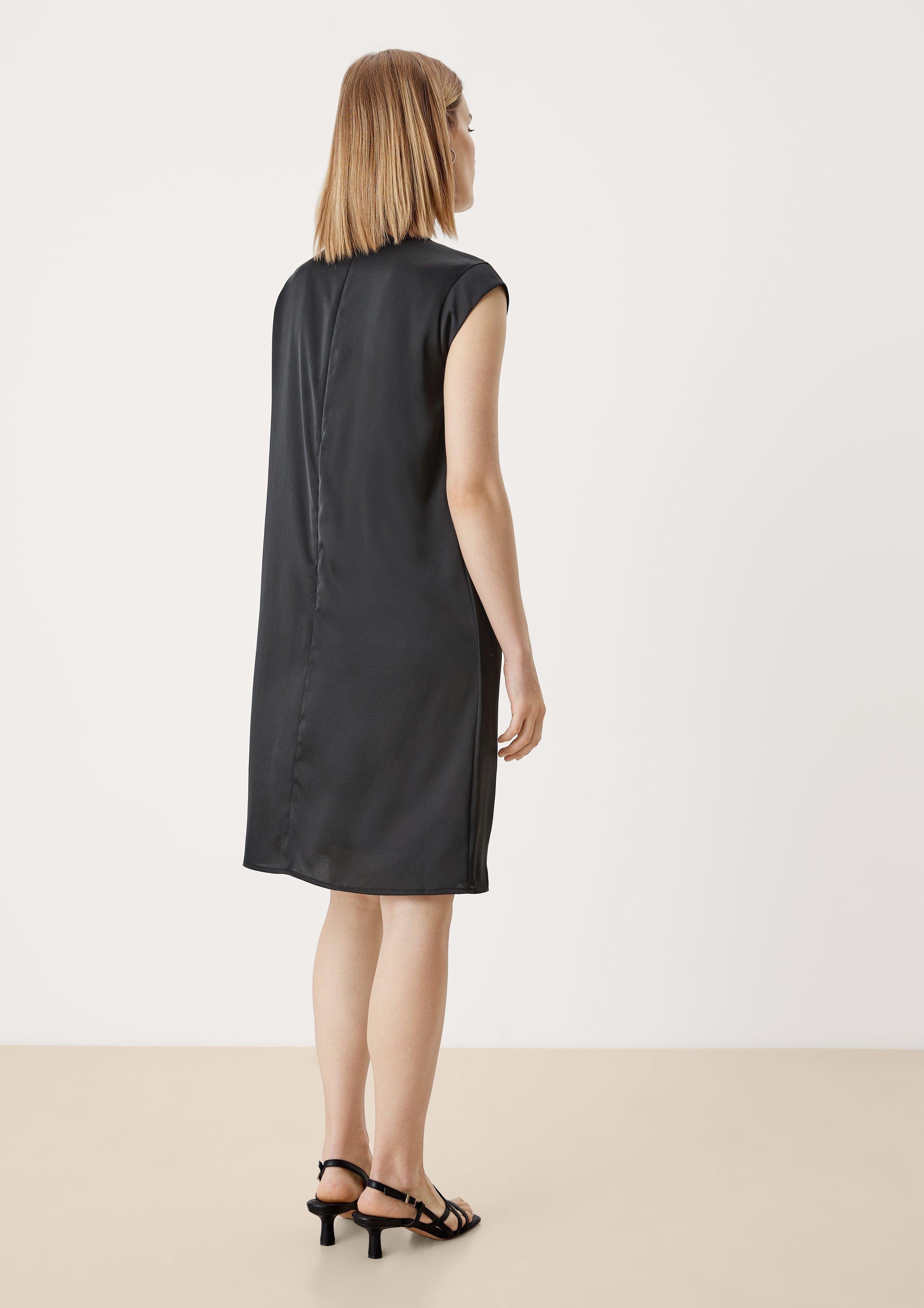 BLACK Cut Out Minikleid Out s.Oliver mit Cut Satinkleid LABEL