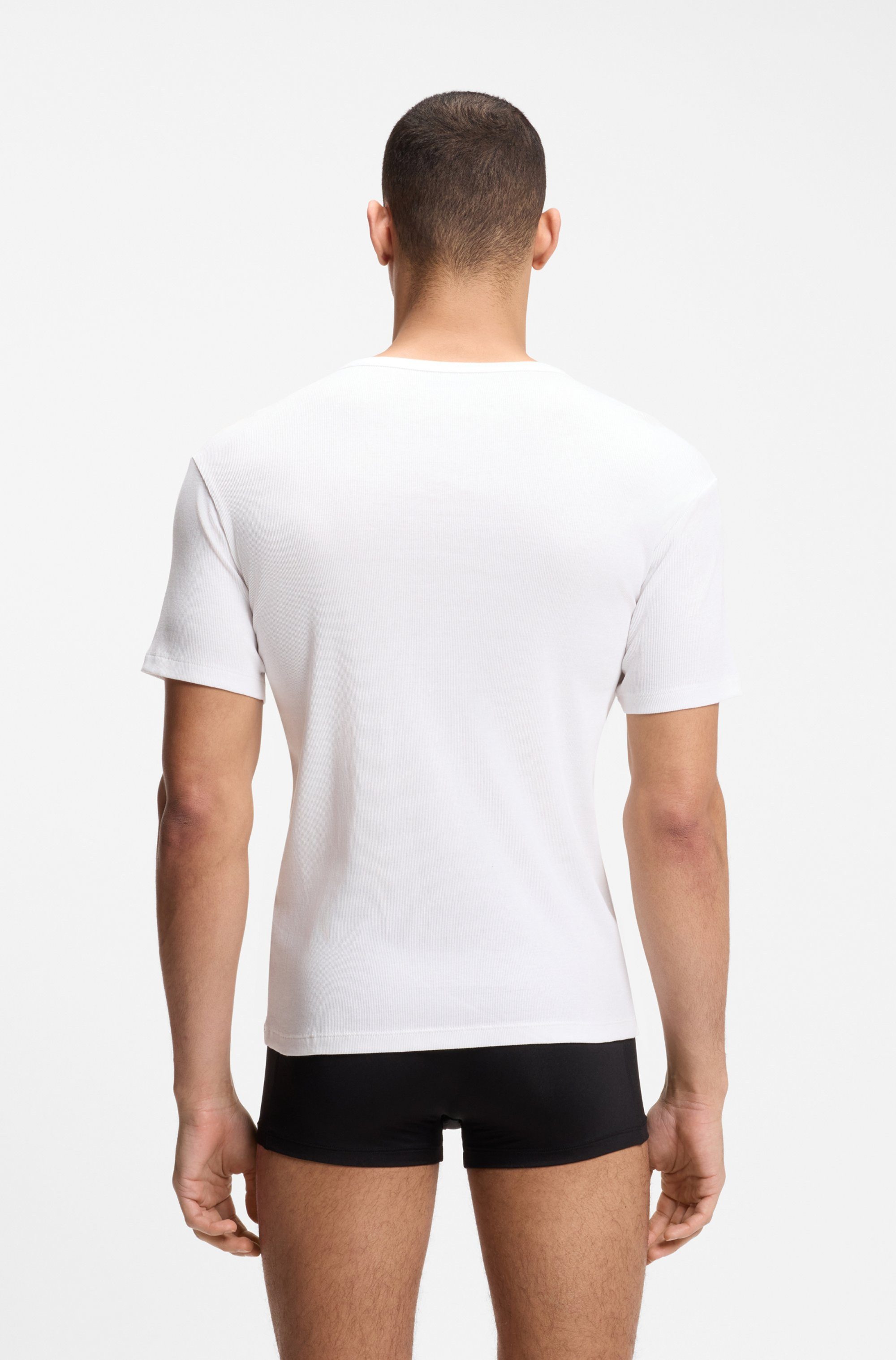 BOSS T-Shirt (Packung, 2-tlg) Ton in Ton Stickerei, Doppelpack, Rundhals, Unterziehshirt – Bild 3 von 5
