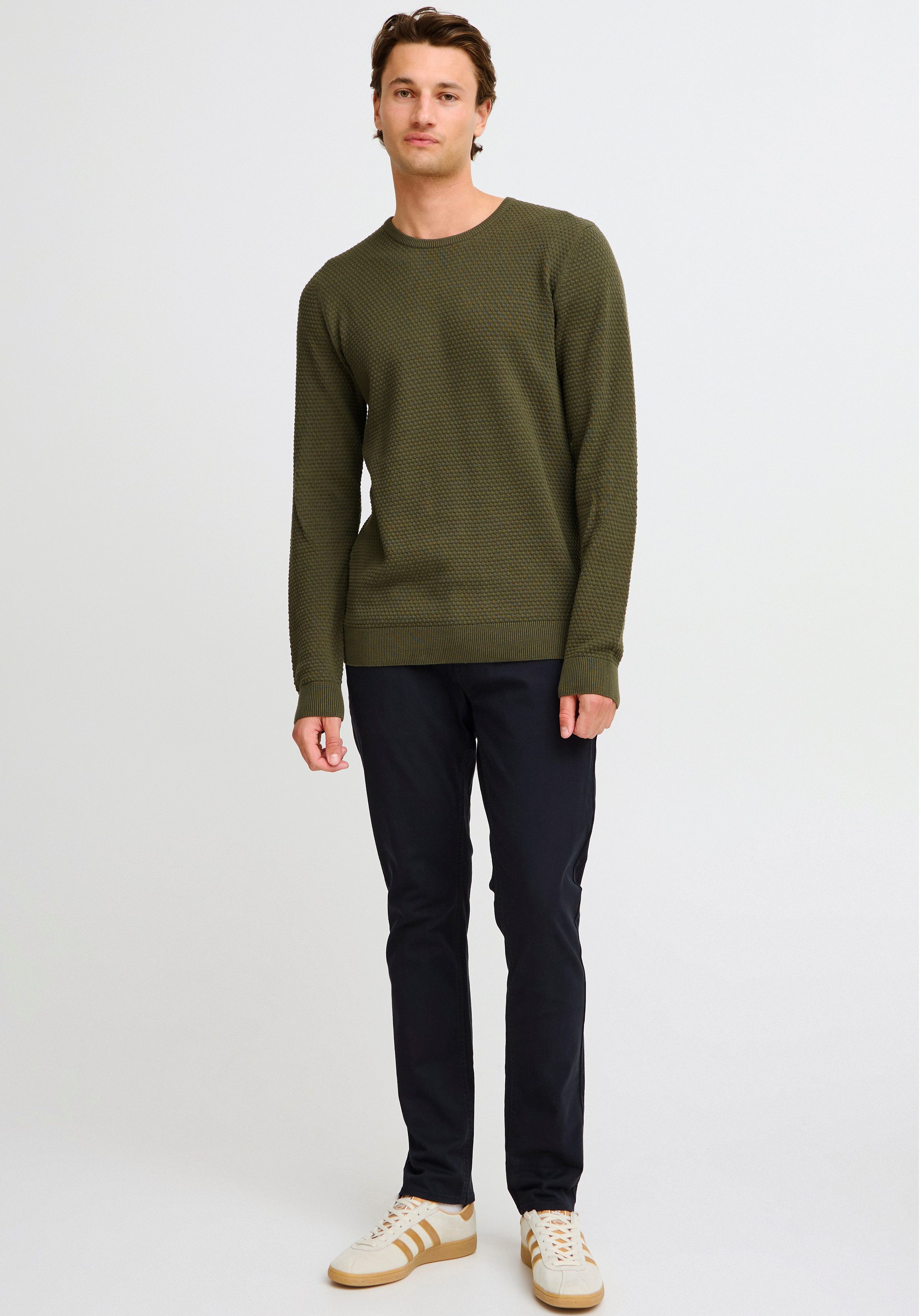 Blend Rundhalspullover BHREDHILL crewneck mit Markenlabel, aus Baumwolle, Slim Fit, ohne Verschluss