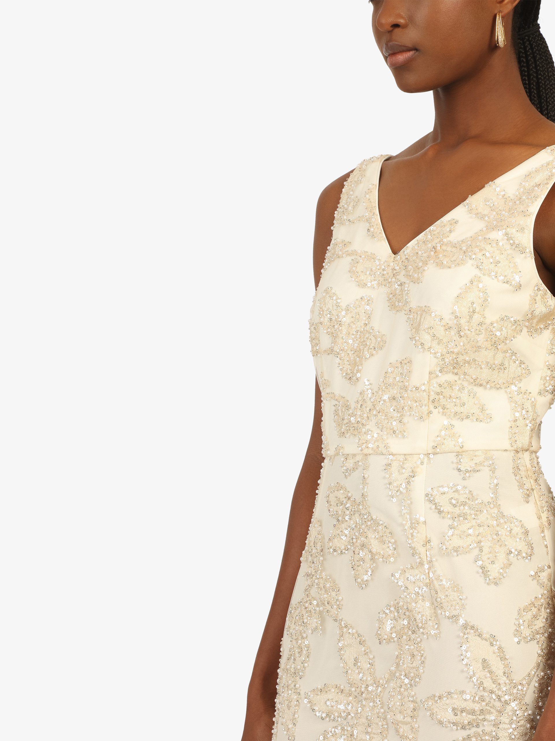 Kraimod Brautkleid mit V-Ausschnitt