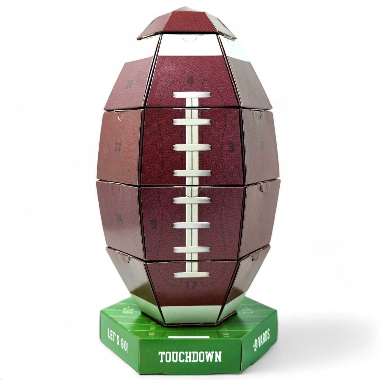 40YARDS Adventskalender American Football 2026 in 3D Football Form zum Basteln & Befüllen (1-tlg), Adventskalender mit 24 Türchen zum Selbst Zusammenbau und Befüllen
