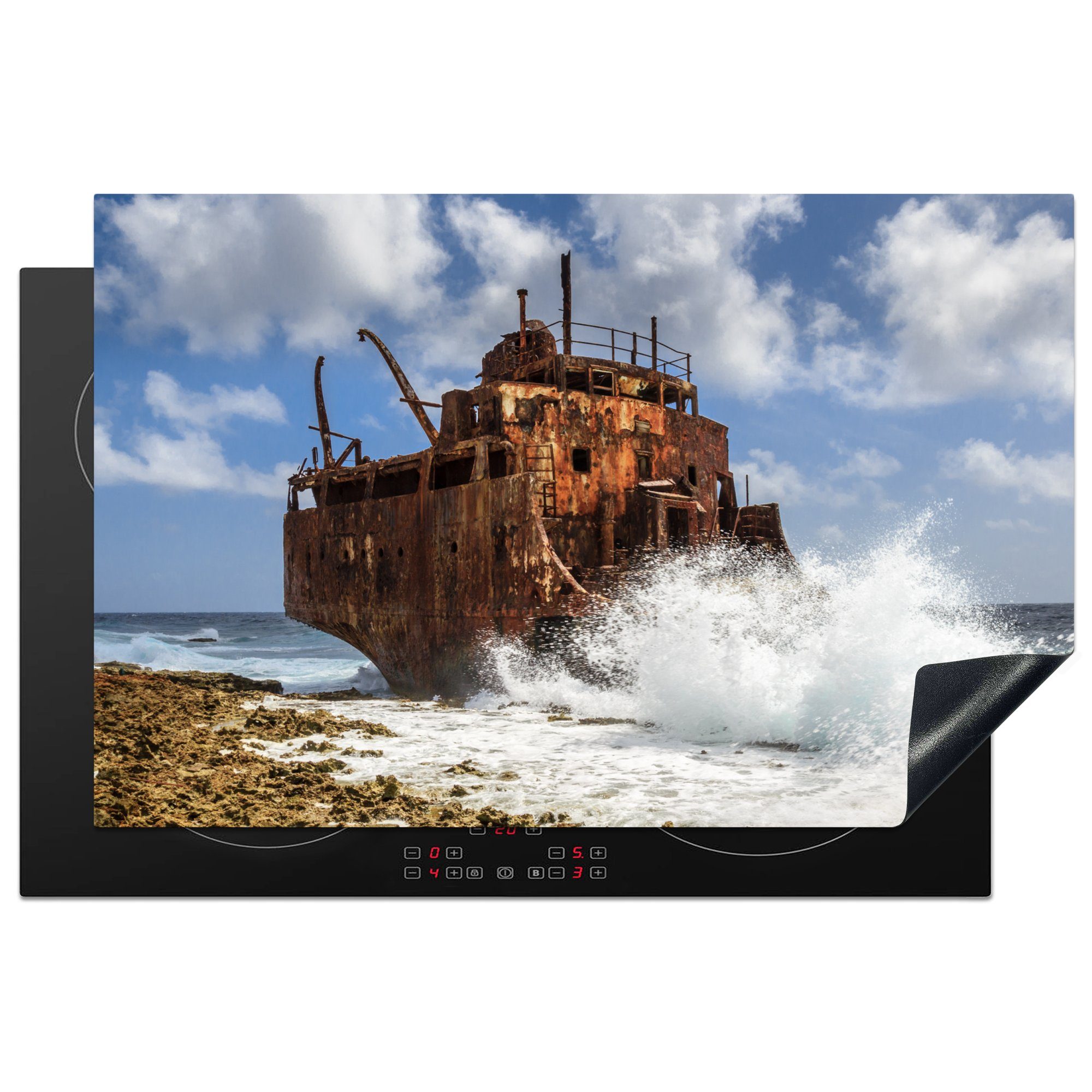 MuchoWow Herdblende-/Abdeckplatte Öltanker vor auf Meer Ceranfeldabdeckung Curaçao, cm, die (1 Induktionskochfeld für tlg), Vinyl, dem Klein Schutz küche, 81x52