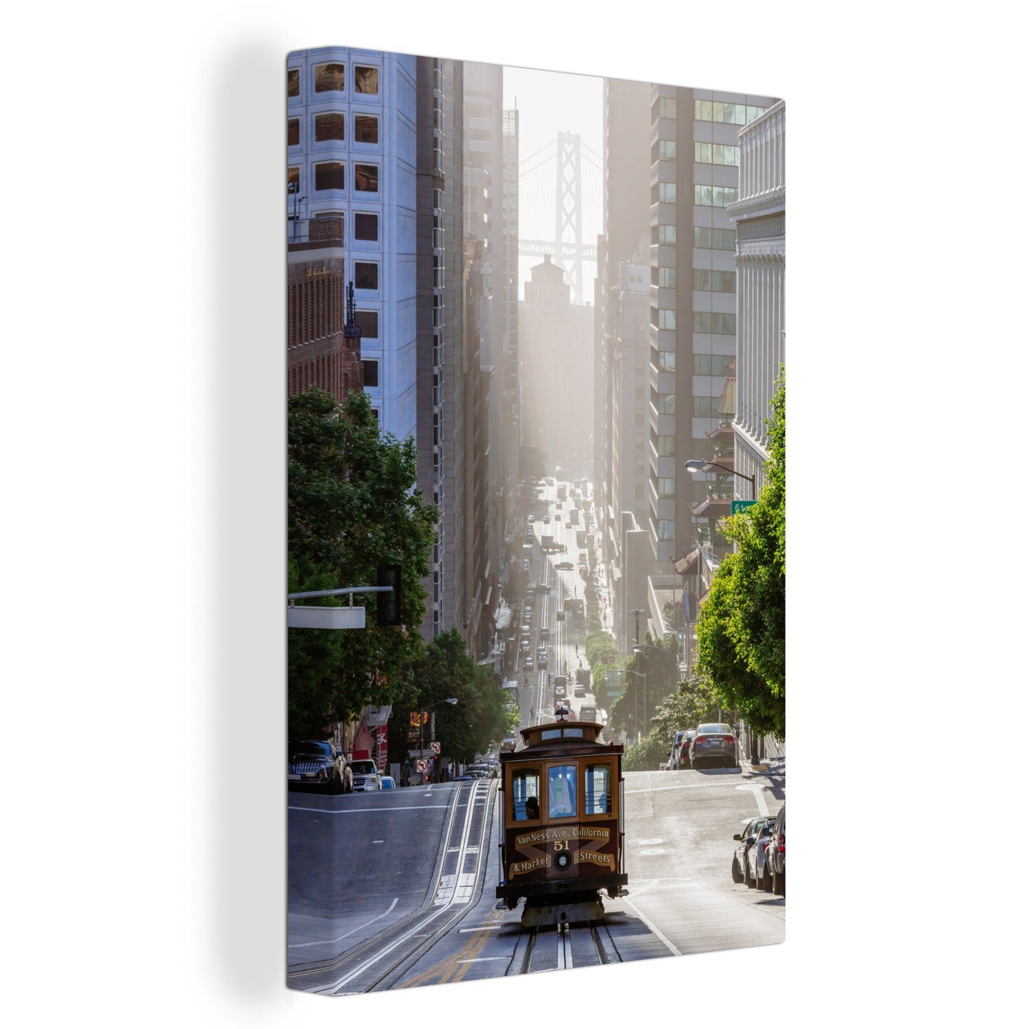 OneMillionCanvasses® Leinwandbild Die Sonne scheint voll auf eine fahrende Straßenbahn in San Francisco, (1 St), Leinwandbild fertig bespannt inkl. Zackenaufhänger, Gemälde, 20x30 cm