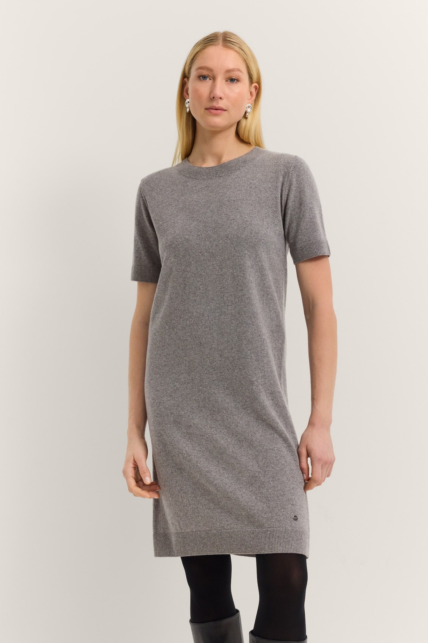 bugatti Strickkleid Rundhalsausschnitt aus einem edlen Wolle-Kaschmir-Mix