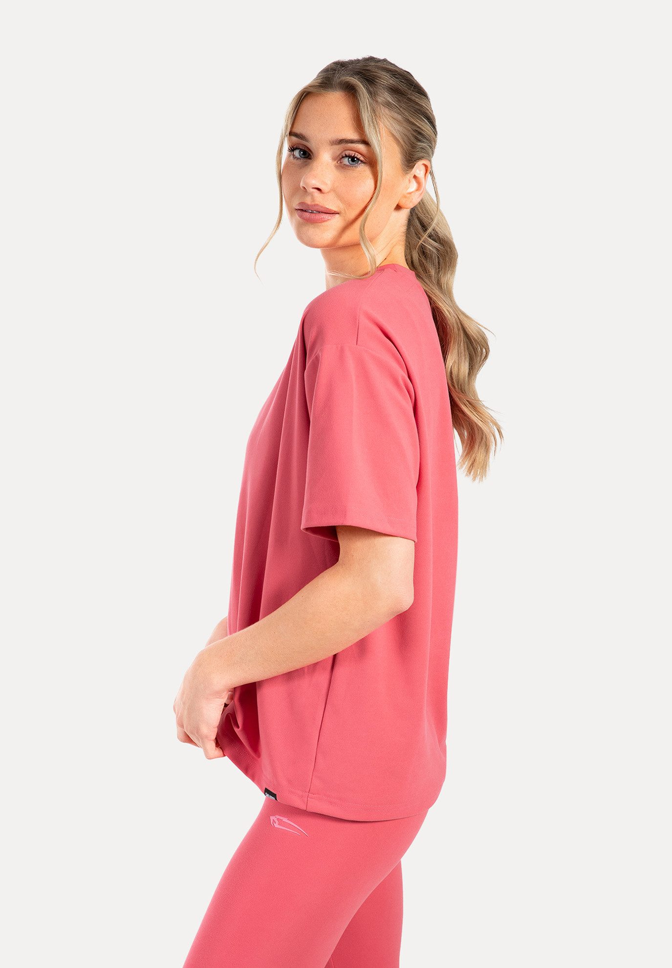 Smilodox T-Shirt Aurica, Locker geschnittenes Oversize Shirt, Kurzarm, 3D R günstig online kaufen