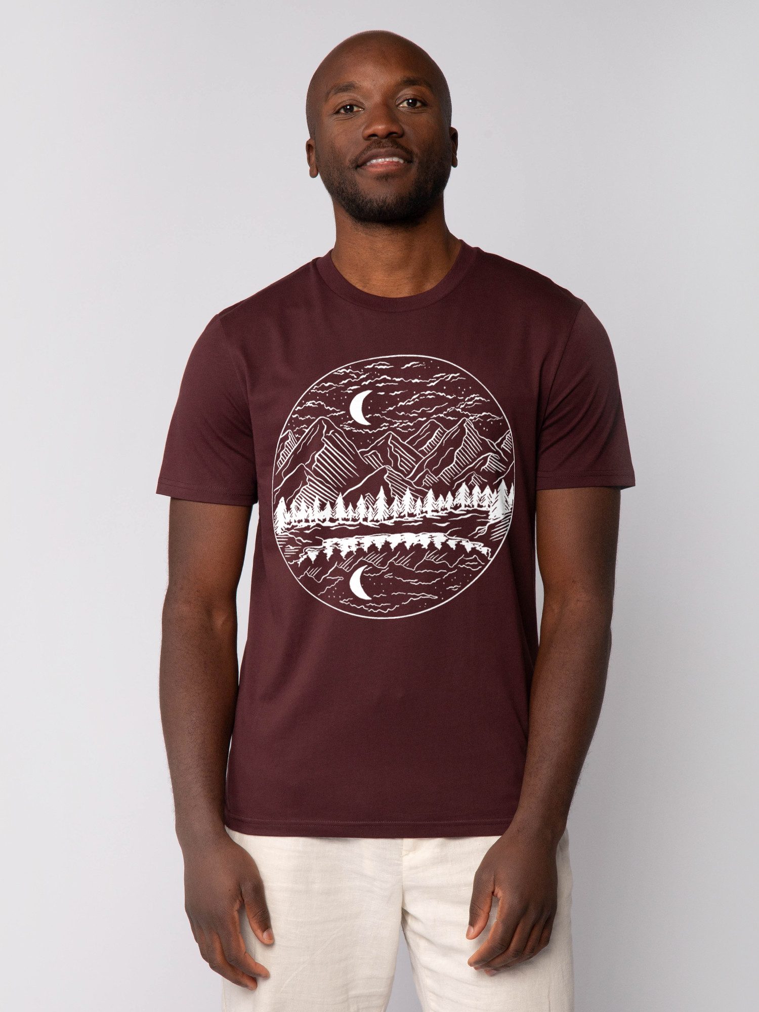 T-Shirt Mountains by night