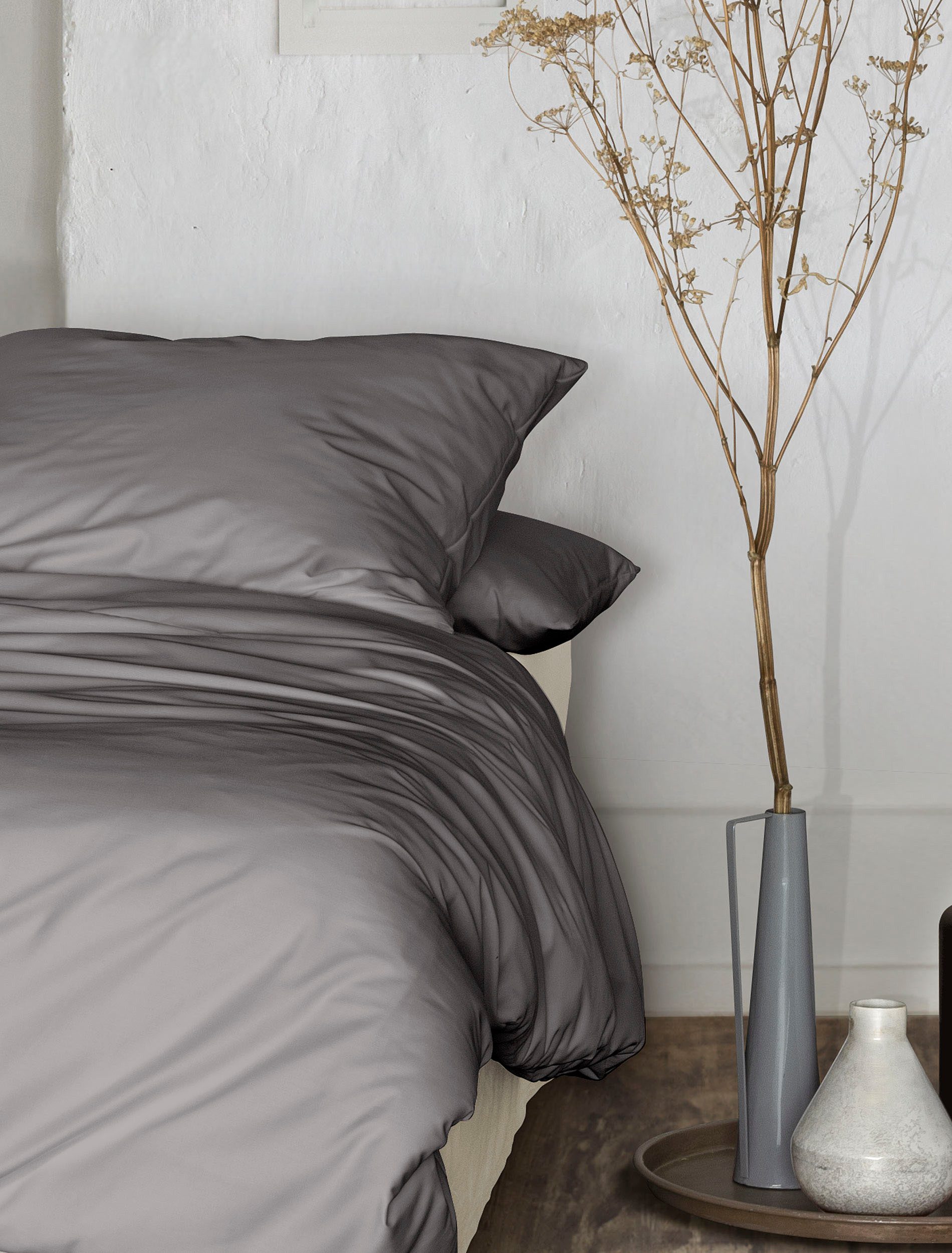 Irisette Bettwäsche Premium Satin Bettwäsche Paris, Mako-Satin, 3 teilig, hochwertige Uni Premium Bettwäsche mit Reißverschluss, 100% Baumwolle