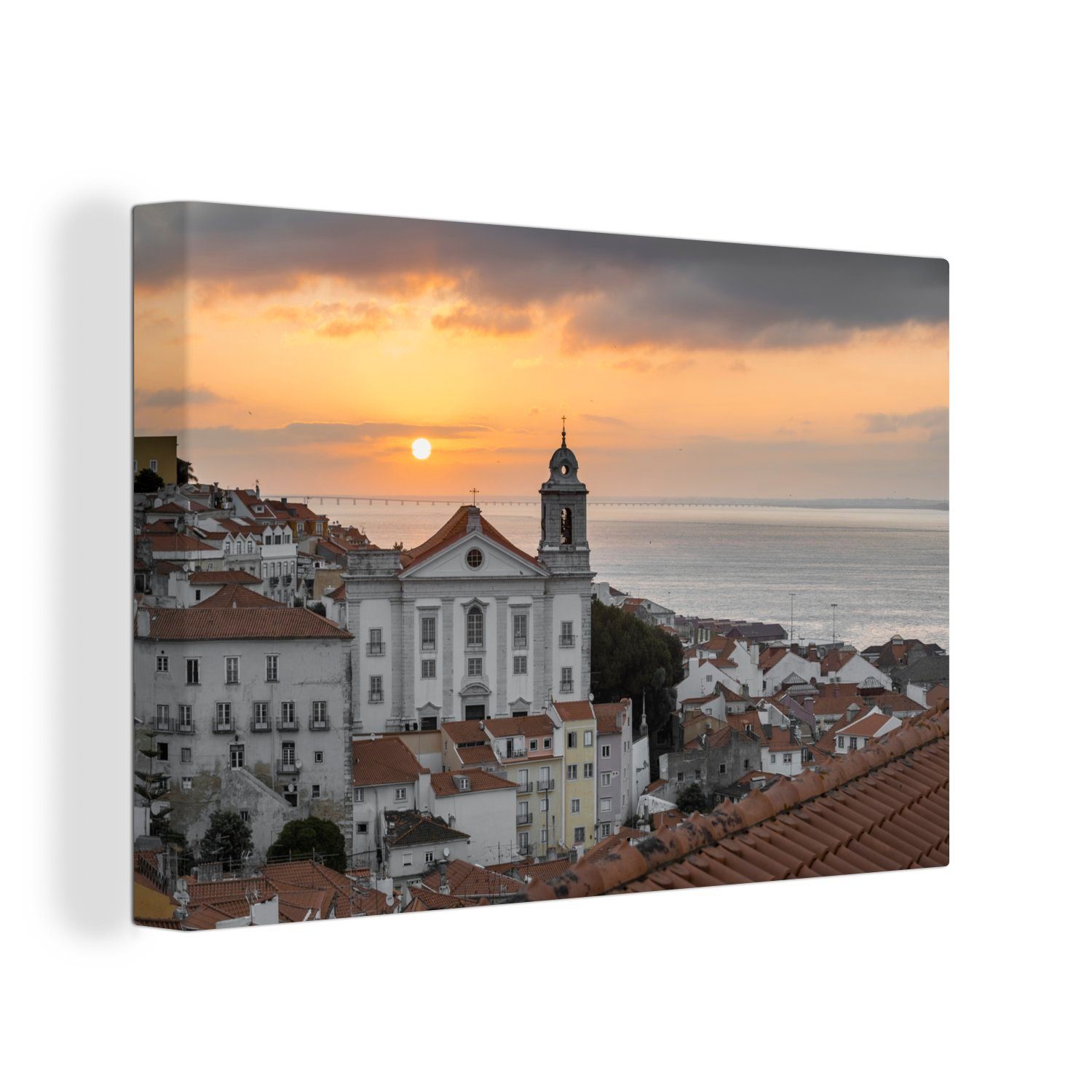 bei ältestes 30x20 cm Viertel Sonnenaufgang OneMillionCanvasses® Lissabons St), Leinwandbilder, Leinwandbild Wandbild in Portugal, (1 Aufhängefertig, Wanddeko,