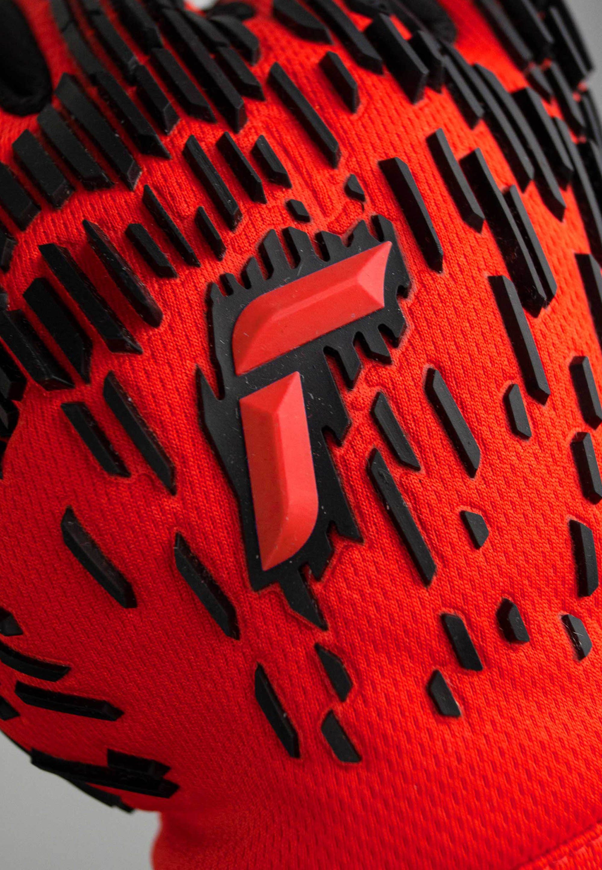 Reusch Torwarthandschuhe Attrakt Freegel Silver mit hervorragendem Grip