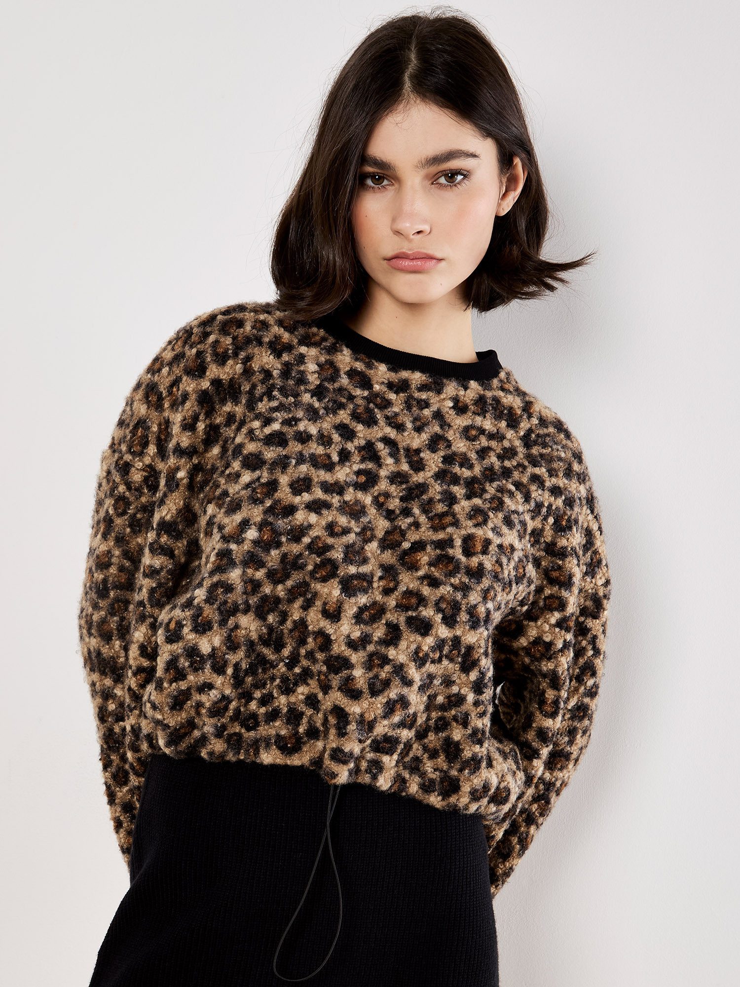 Apricot Rundhalspullover Boucle Jumper mit Animalprint günstig online kaufen