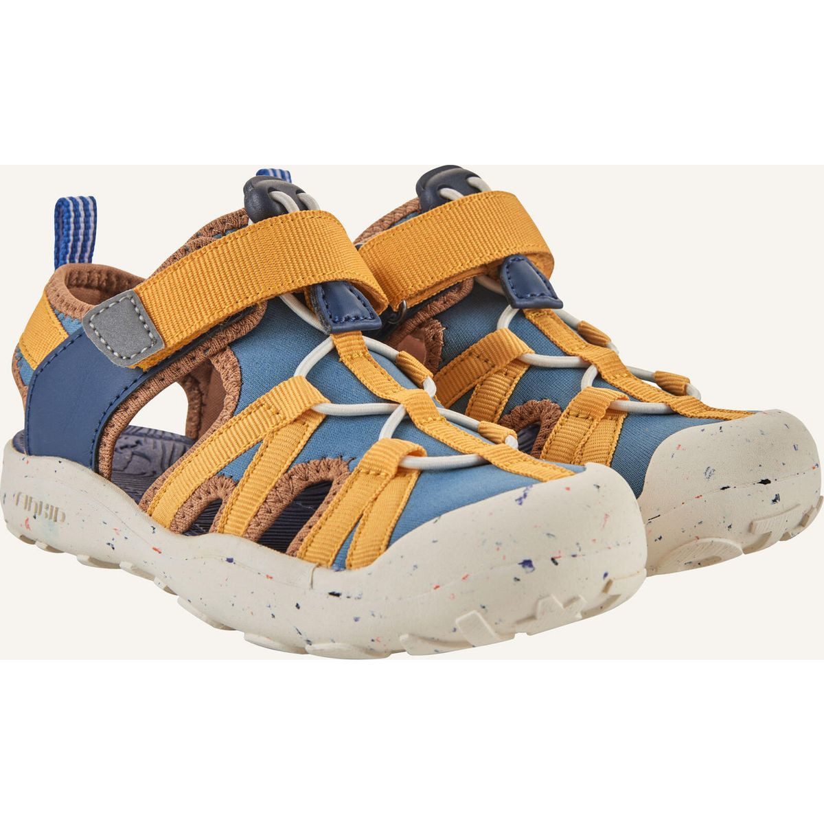 Finkid Salama Outdoorsandale Farbenfrohe, robuste Trekkingsandalen für Kinder, ideal für