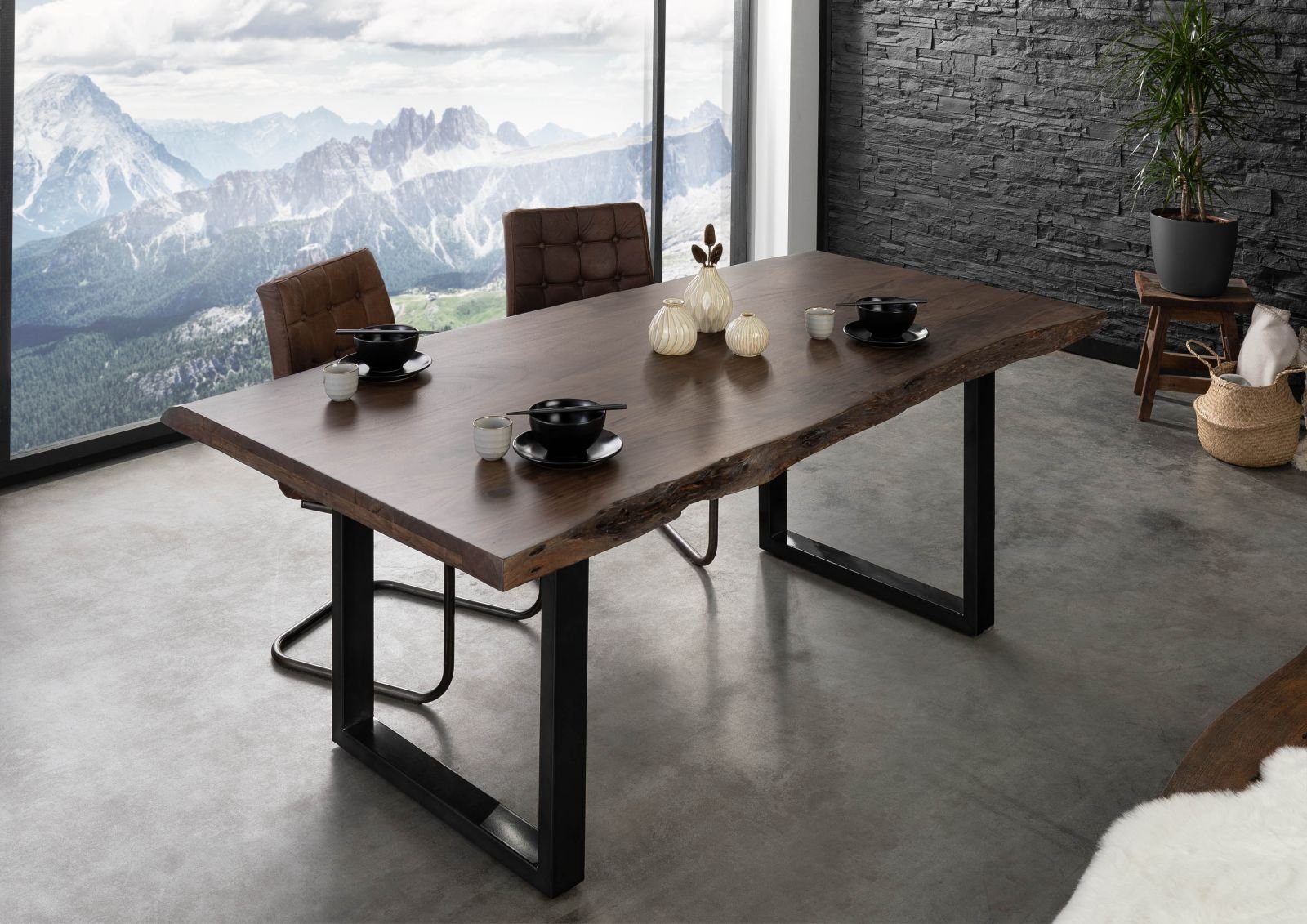 Massivmoebel24 Baumkantentisch FREEFORM (Baumtisch Akazie 180x90x77 günstig online kaufen