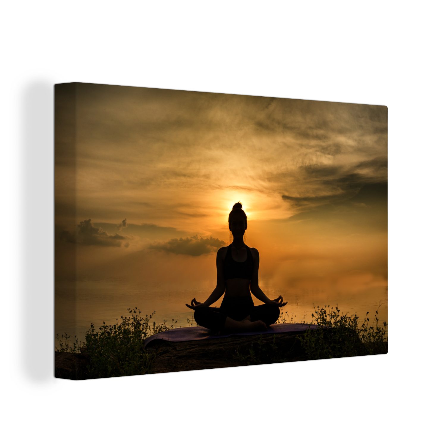 OneMillionCanvasses® Leinwandbild Die Silhouette von jemandem, der in der Abenddämmerung Yoga macht, (1 St), Wandbild Leinwandbilder, Aufhängefertig, Wanddeko, 30x20 cm