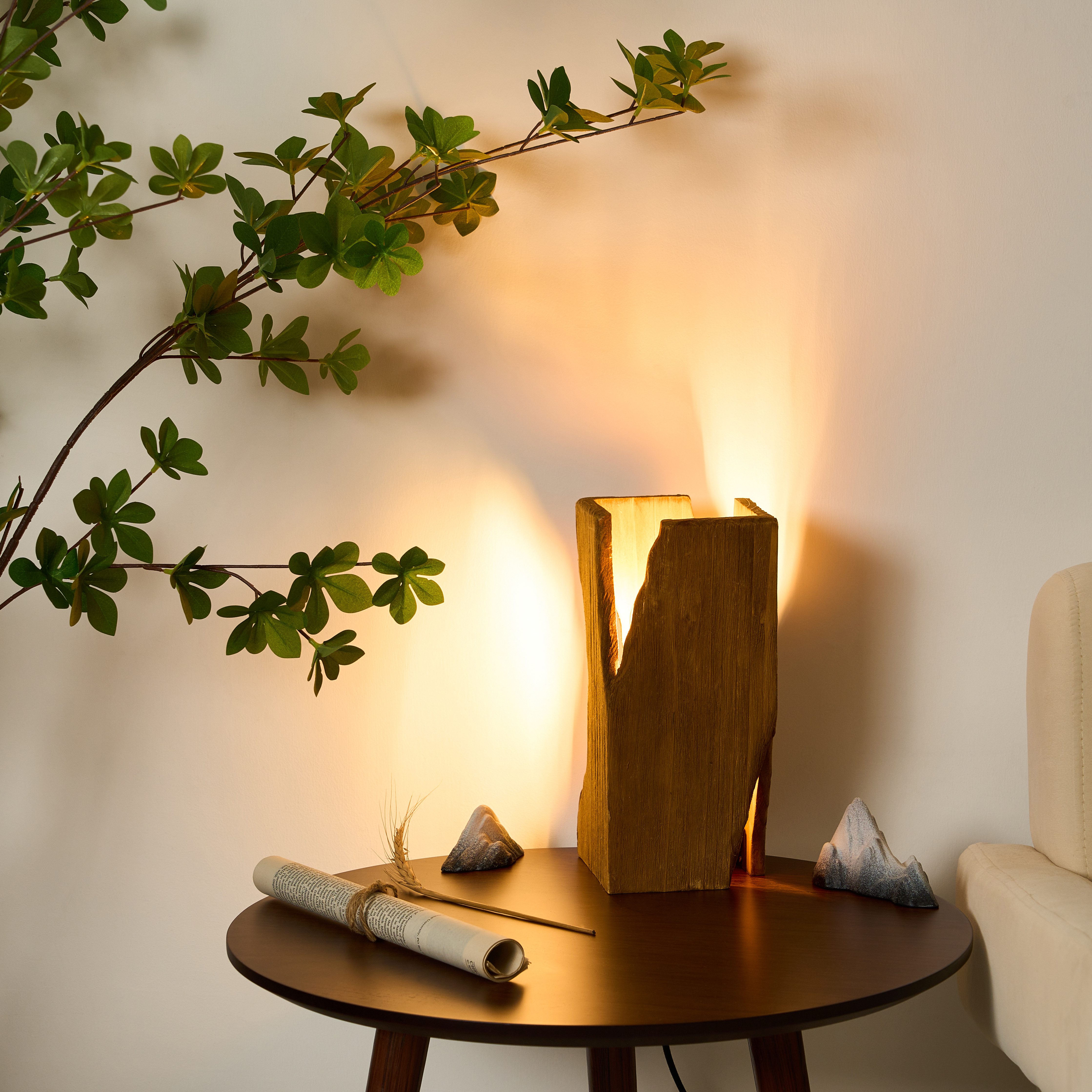Tischleuchte Venus, braun, Höhe 25 cm, Holz günstig online kaufen