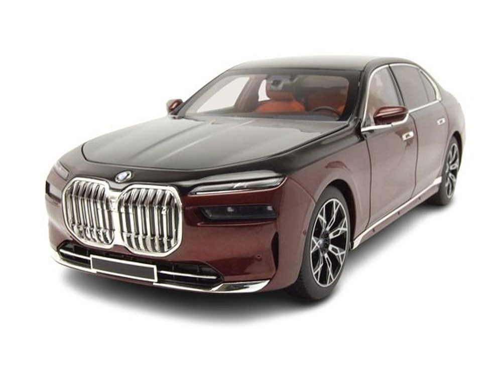 Minichamps Modellauto BMW i7 2022 schwarz rot metallic Modellauto 1:18 Minichamps, Maßstab 1:18