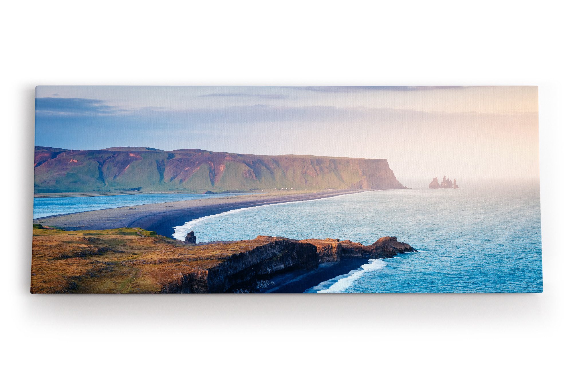 Leinwandbild Kirkjufjara Beach Island Meer Küste Klippen Berge