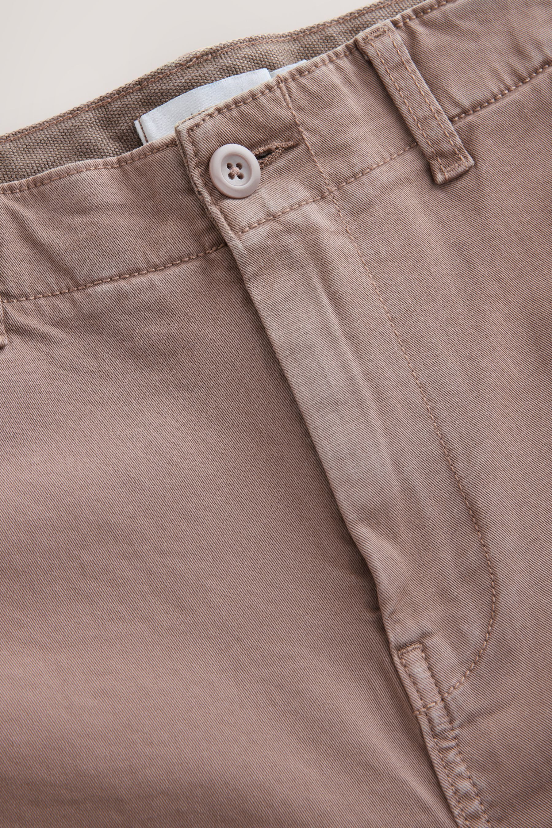 Next Chinohose Straight Fit Chinohose mit authentischer Waschung (1-tlg)