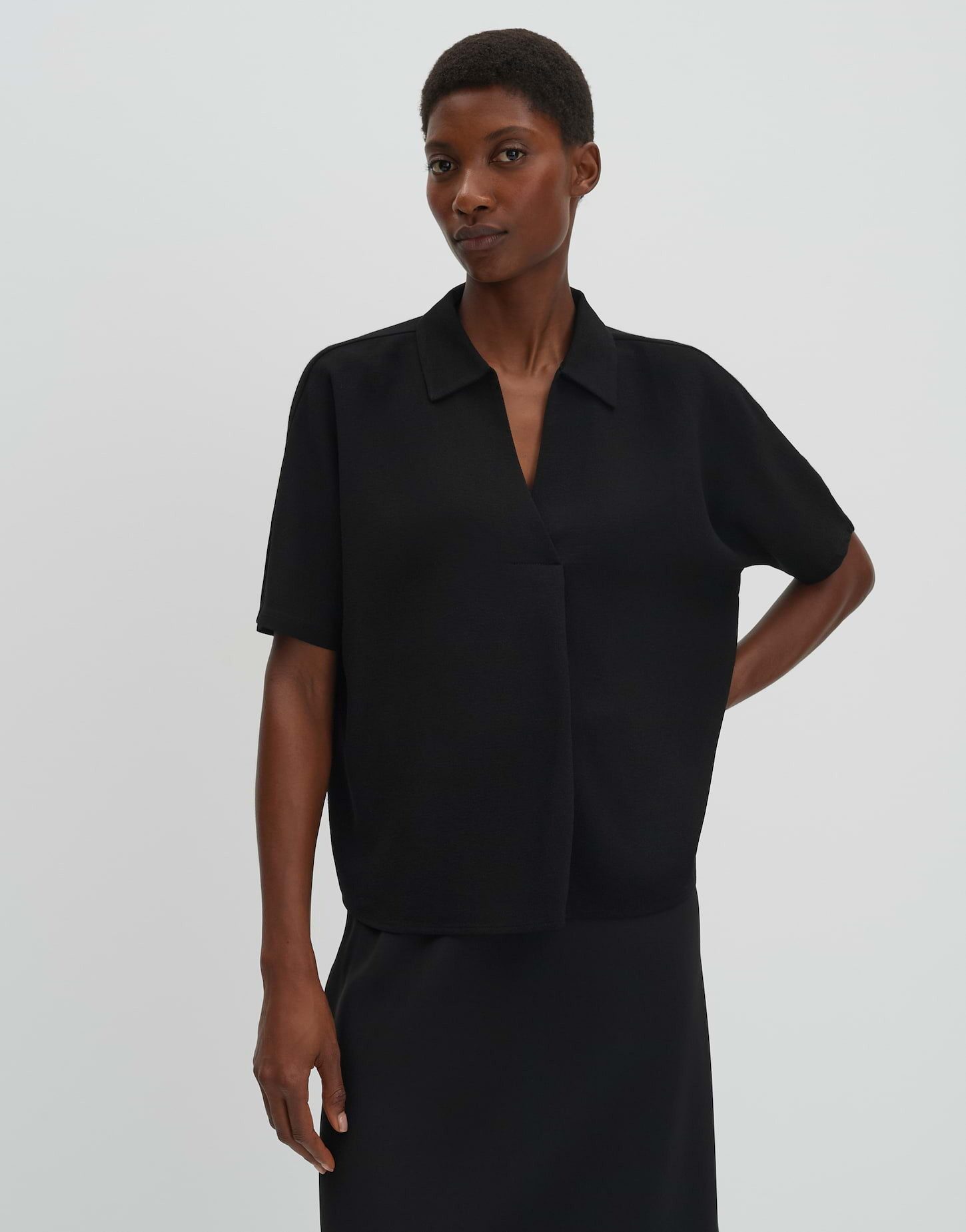 someday Kurzarmshirt Keliane aus Materialmix Falte vorn, V-Ausschnitt mit P günstig online kaufen