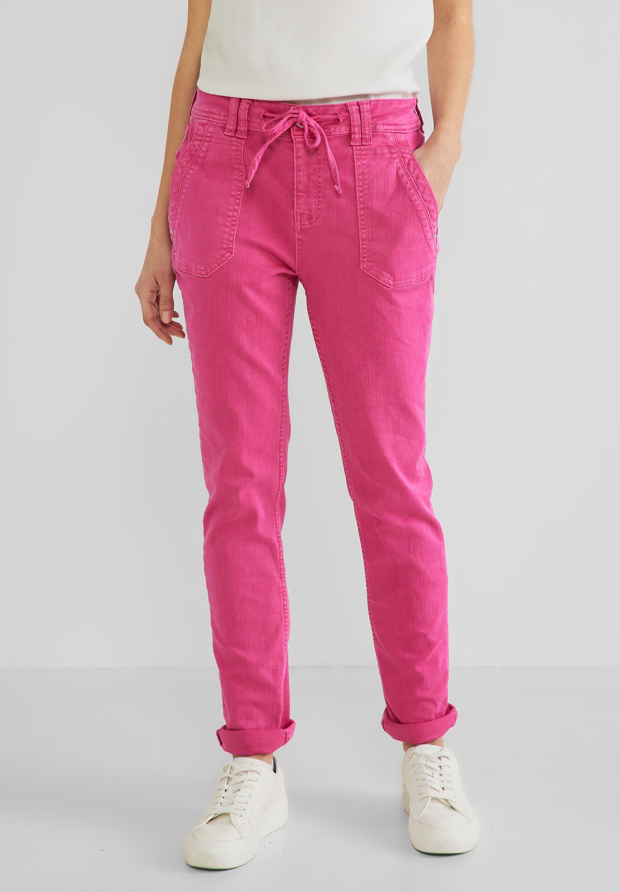 STREET ONE Bequeme Jeans Street One Loose Fit Jeans in Tamed Rose Washed (1-tlg)  Tunnelzugbändchen