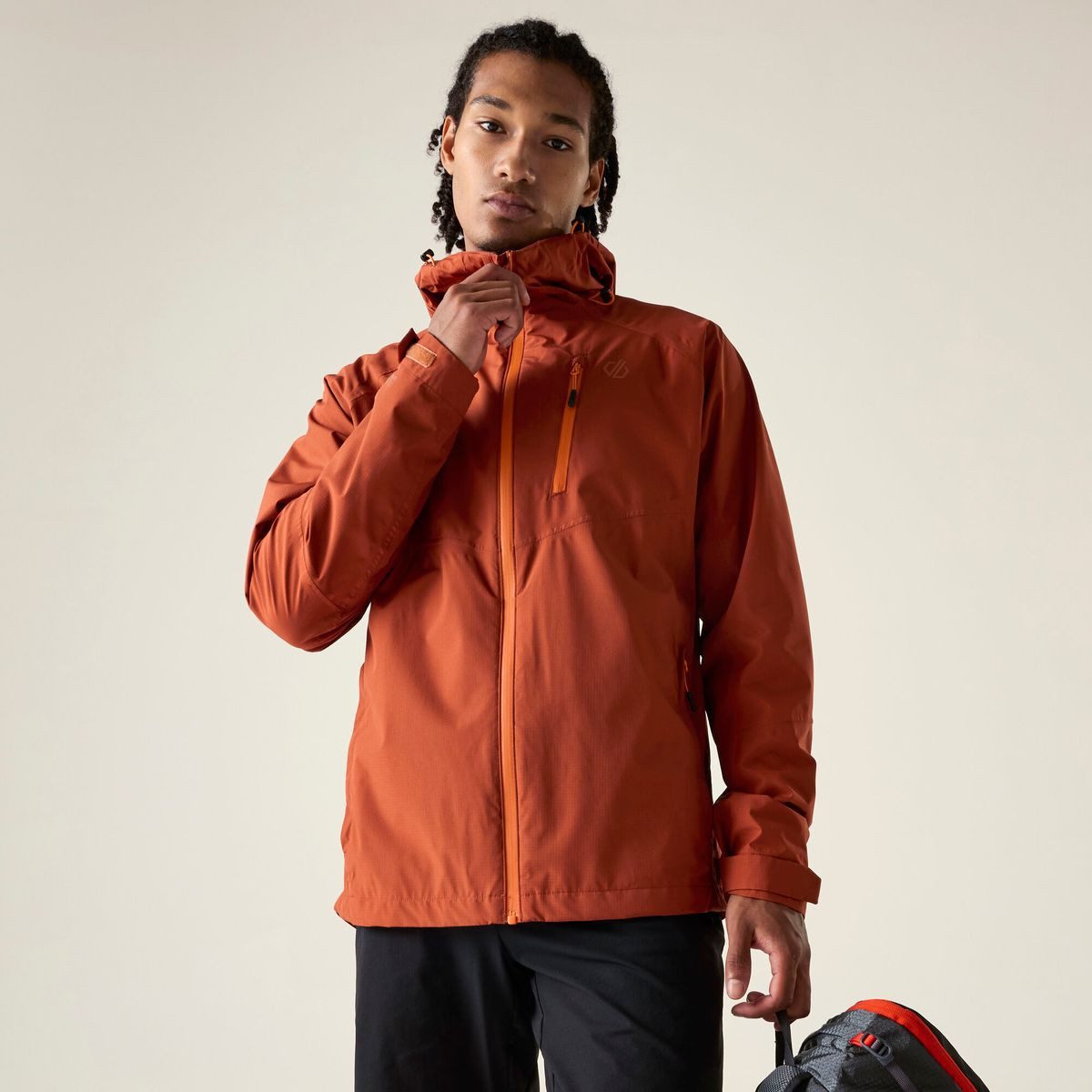 Dare2b Skijacke Torrek Breathe Out Jacket Funktionale Herrenjacke mit wasserdichtem, winddichtem Schutz und