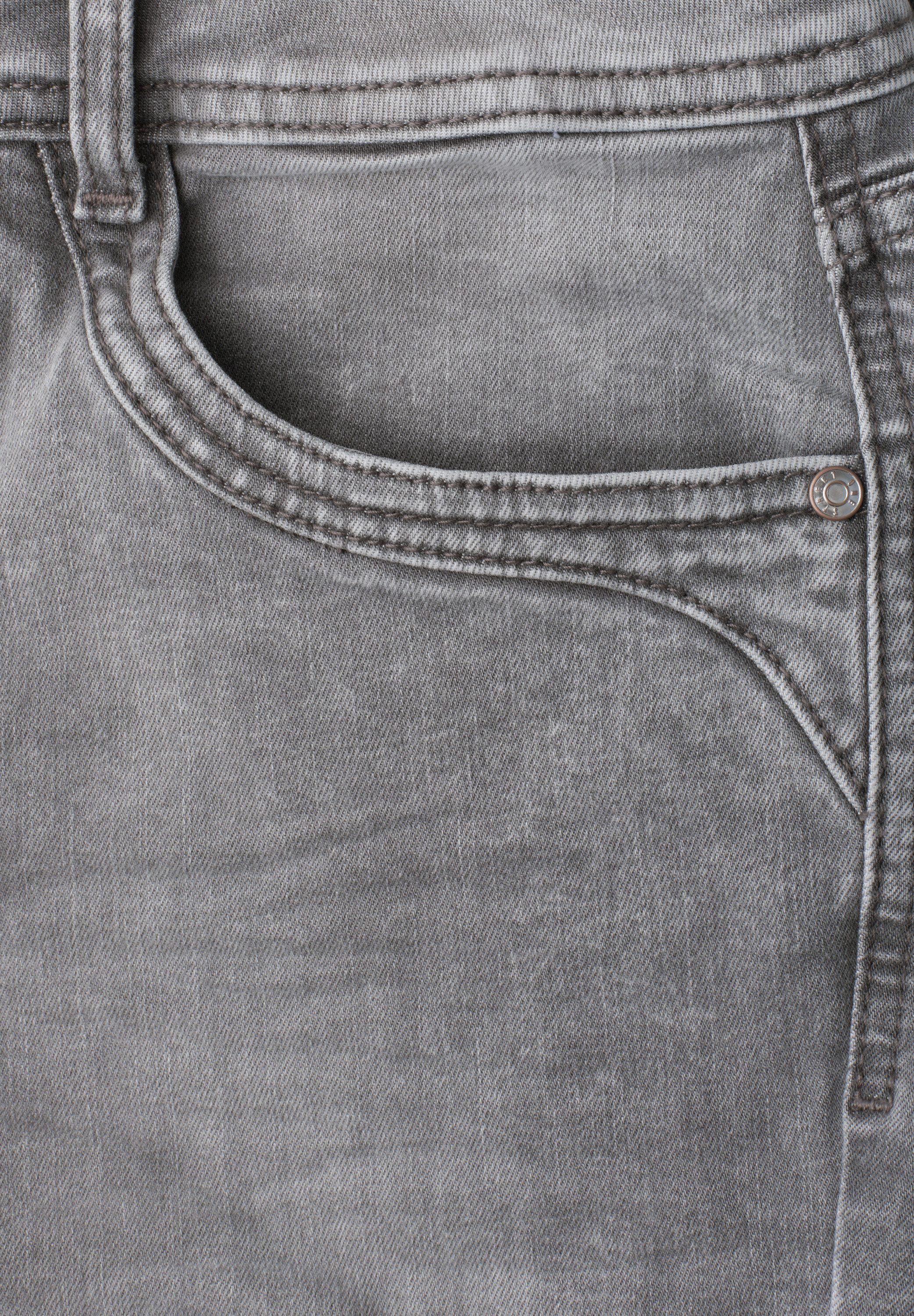 STREET ONE Slim-fit-Jeans Middle Waist