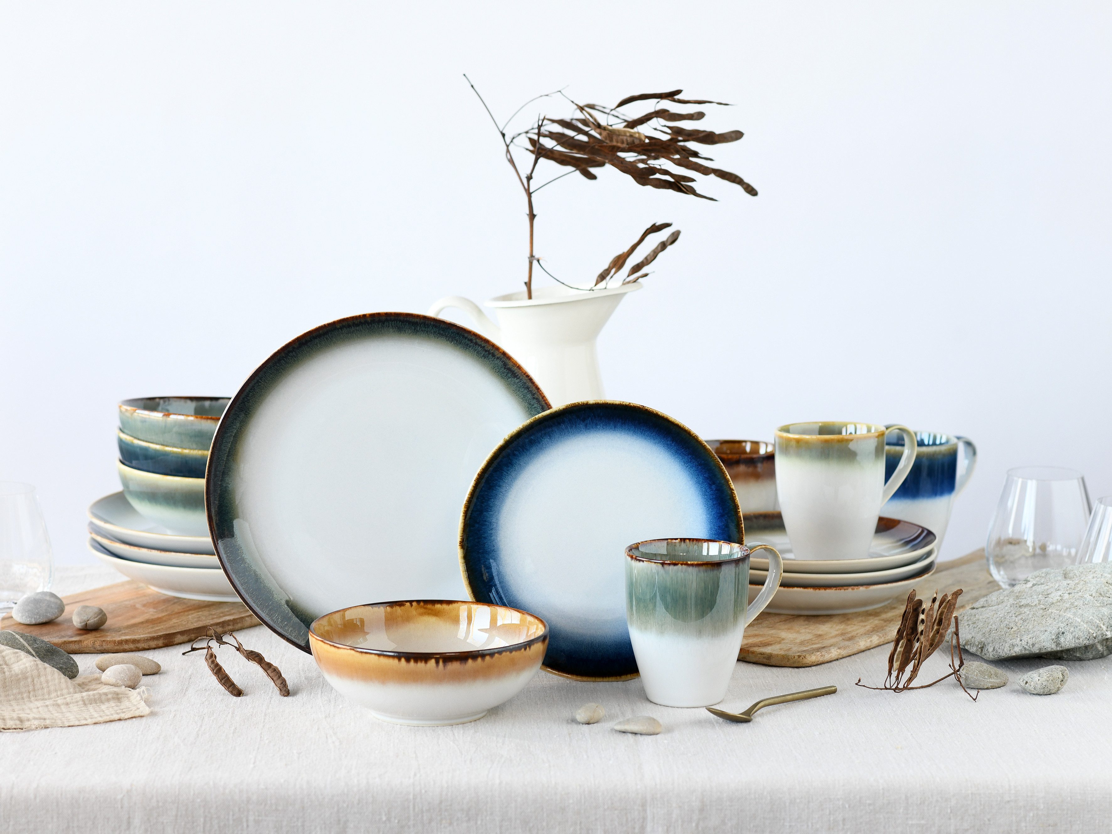 CreaTable Kombiservice Geschirr-Set Cascade (16-tlg), 4 Personen, Steinzeug, Service, Nostalgische Spezialglasuren, 16 Teile, für 4 Personen