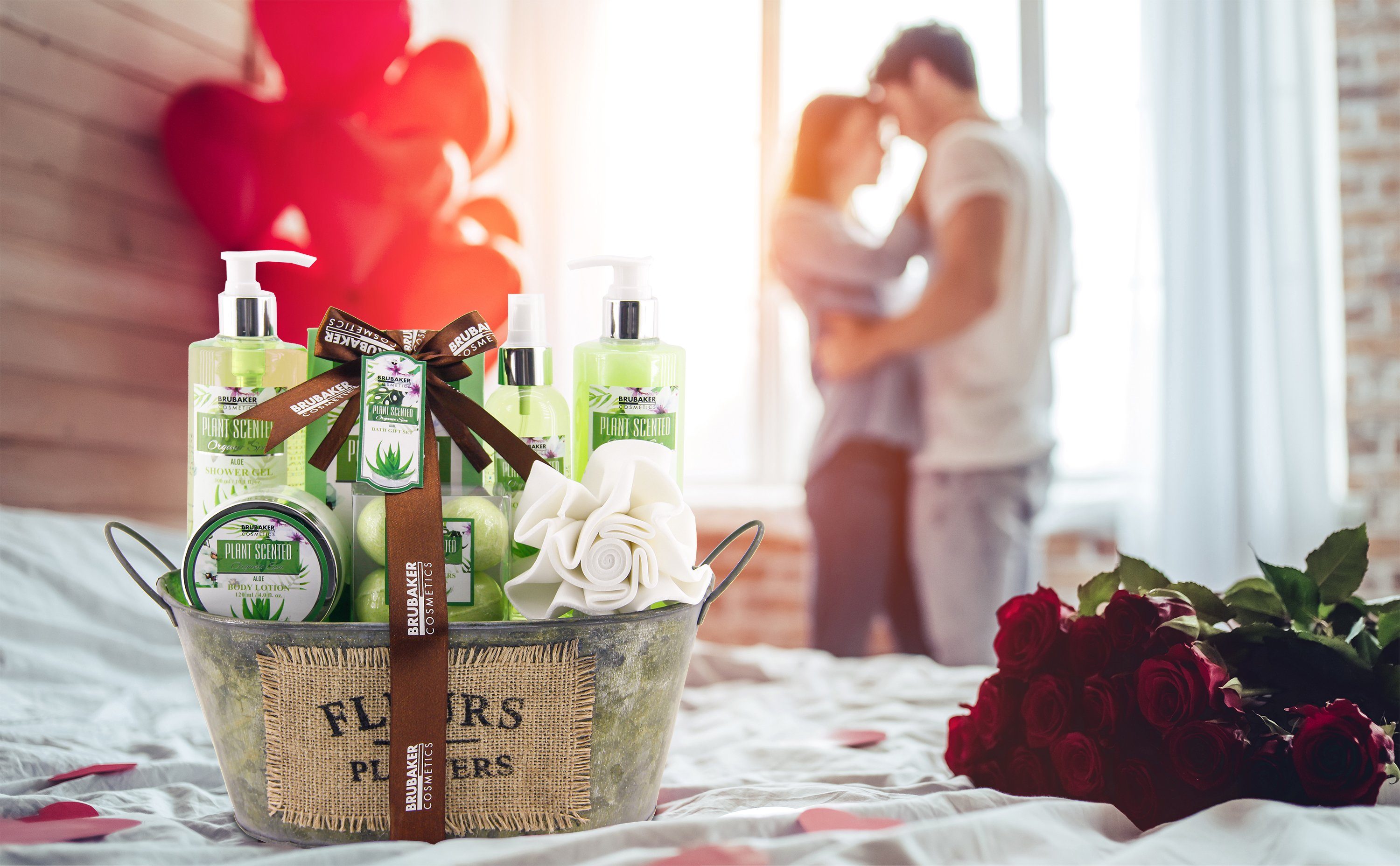 BRUBAKER Pflege-Geschenkset Dusch- und Badeset mit Aloe Vera Duft, Geschenkset für Damen, 11-tlg., Frauen Geschenk Set in Vintage Wanne, Beauty Pflegeset